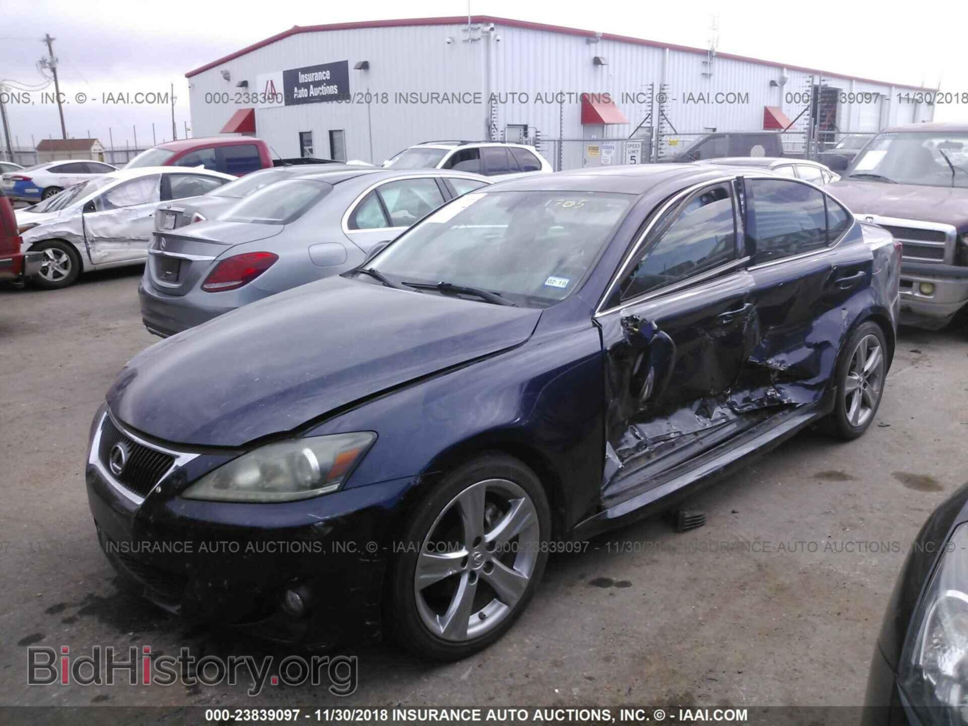 2011 LEXUS IS - VIN: JTHBF5C29B5141705 - Photo 2