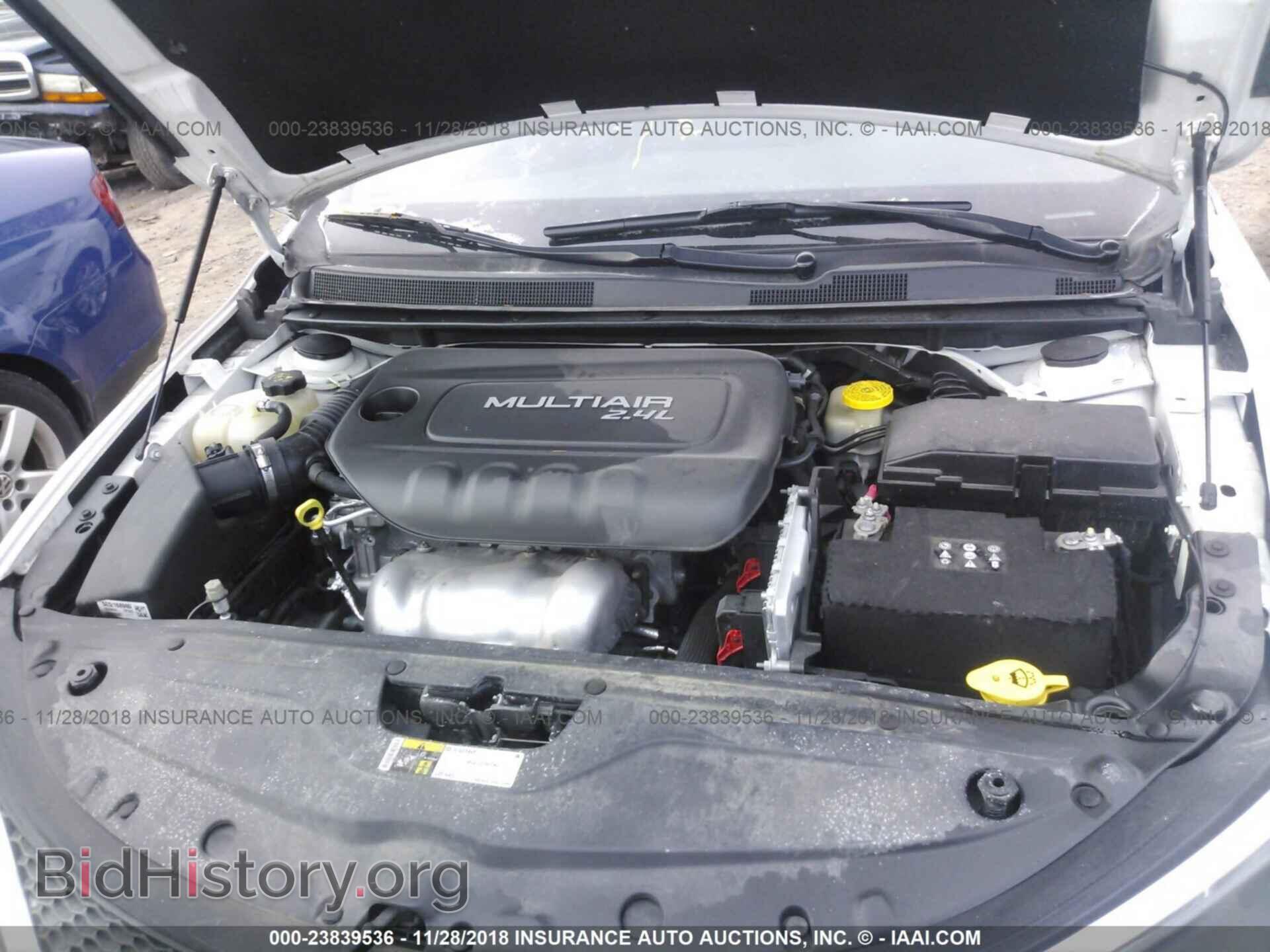 2015 CHRYSLER 200 - VIN: 1C3CCCAB4FN744688 - Photo 10
