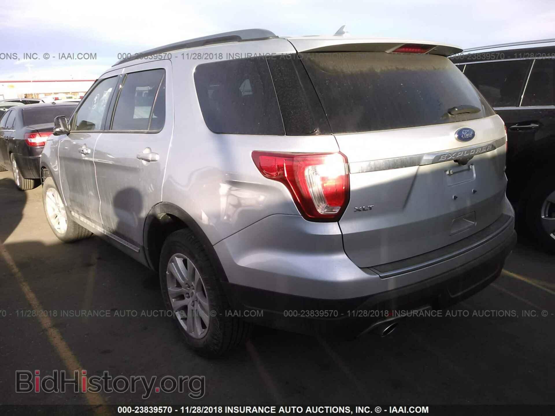 2018 Ford Explorer - VIN: 1FM5K8D83JGB93733 - Фото 3