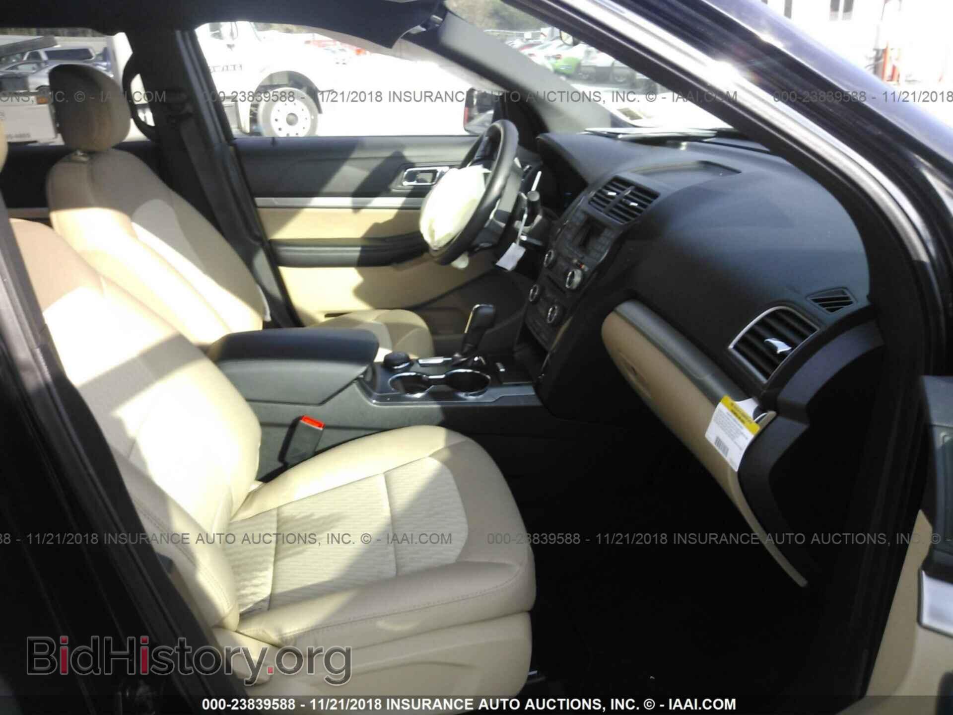 2017 Ford Explorer - VIN: 1FM5K8B89HGD47794 - Фото 5