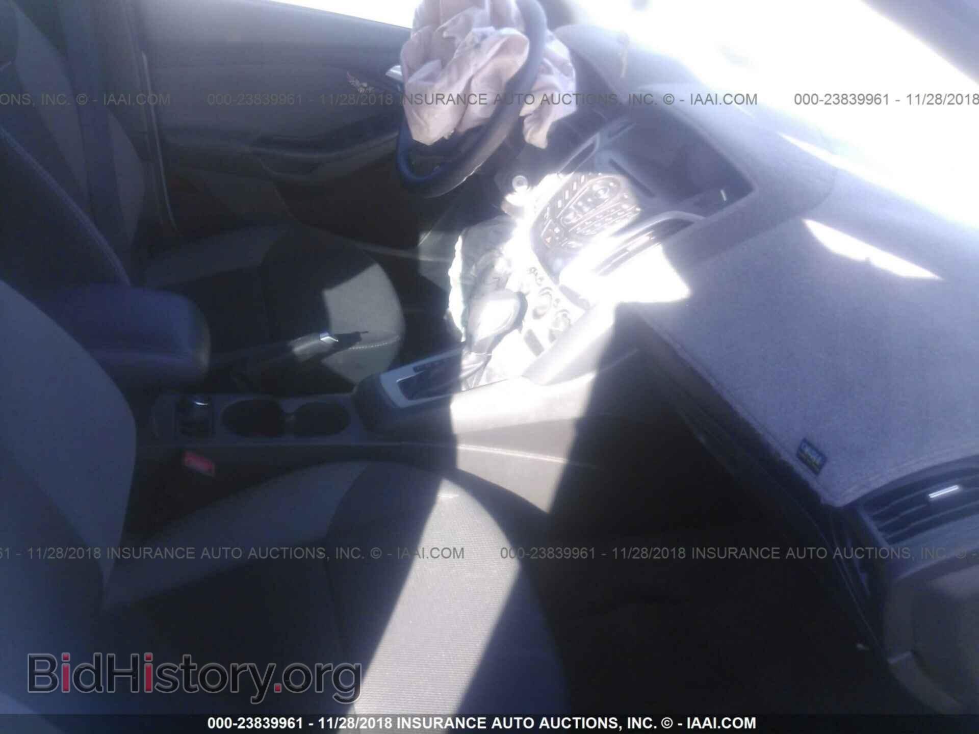 2014 Ford Focus - VIN: 1FADP3F26EL140461 - Photo 5