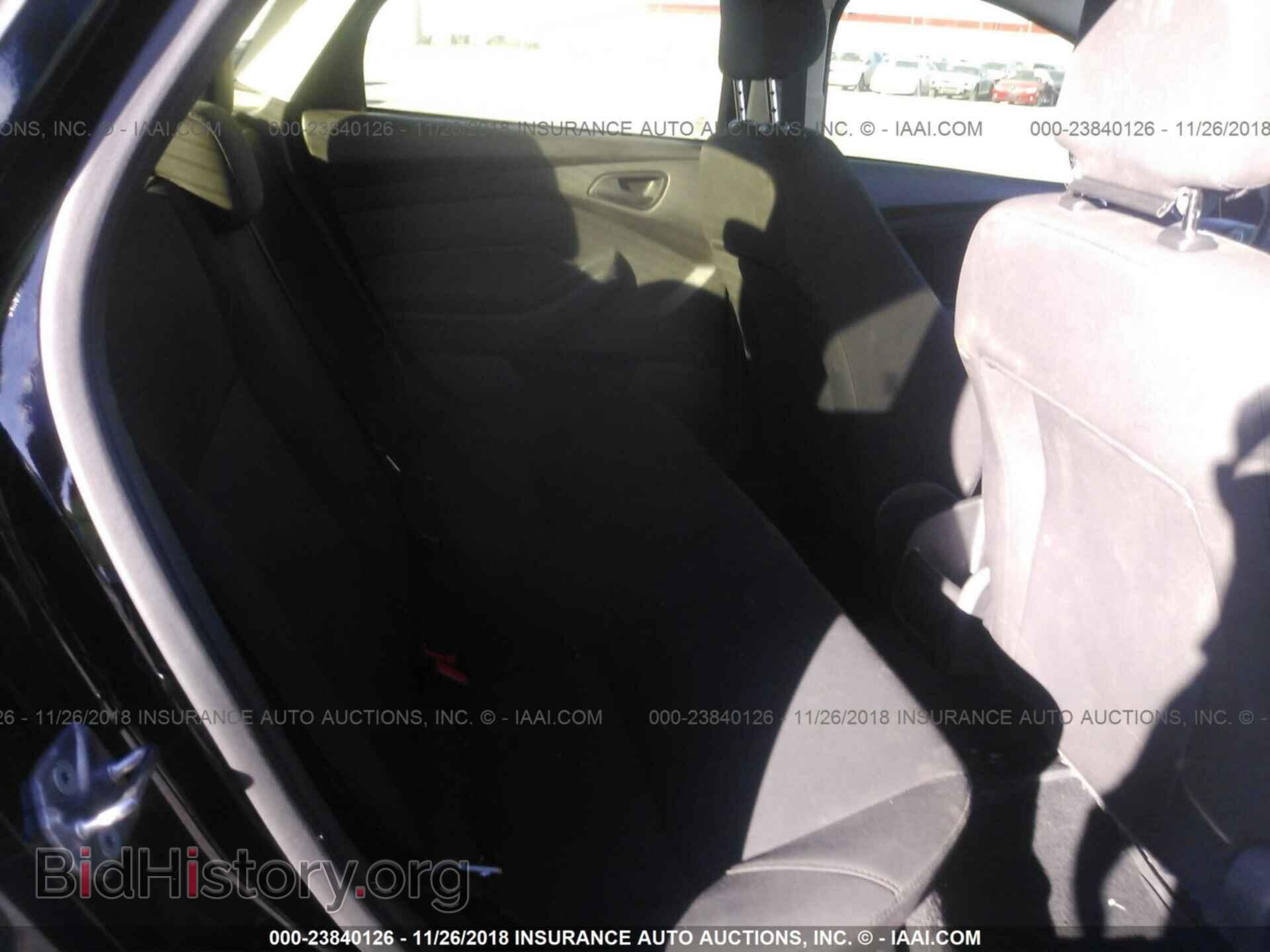 2016 Ford Focus - VIN: 1FADP3E2XGL212847 - Фото 8