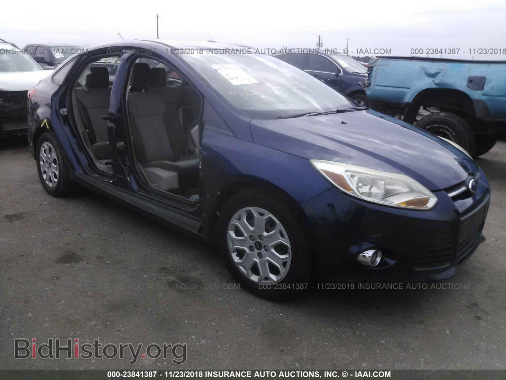 Photo 1FAHP3F21CL164021 - FORD FOCUS 2012