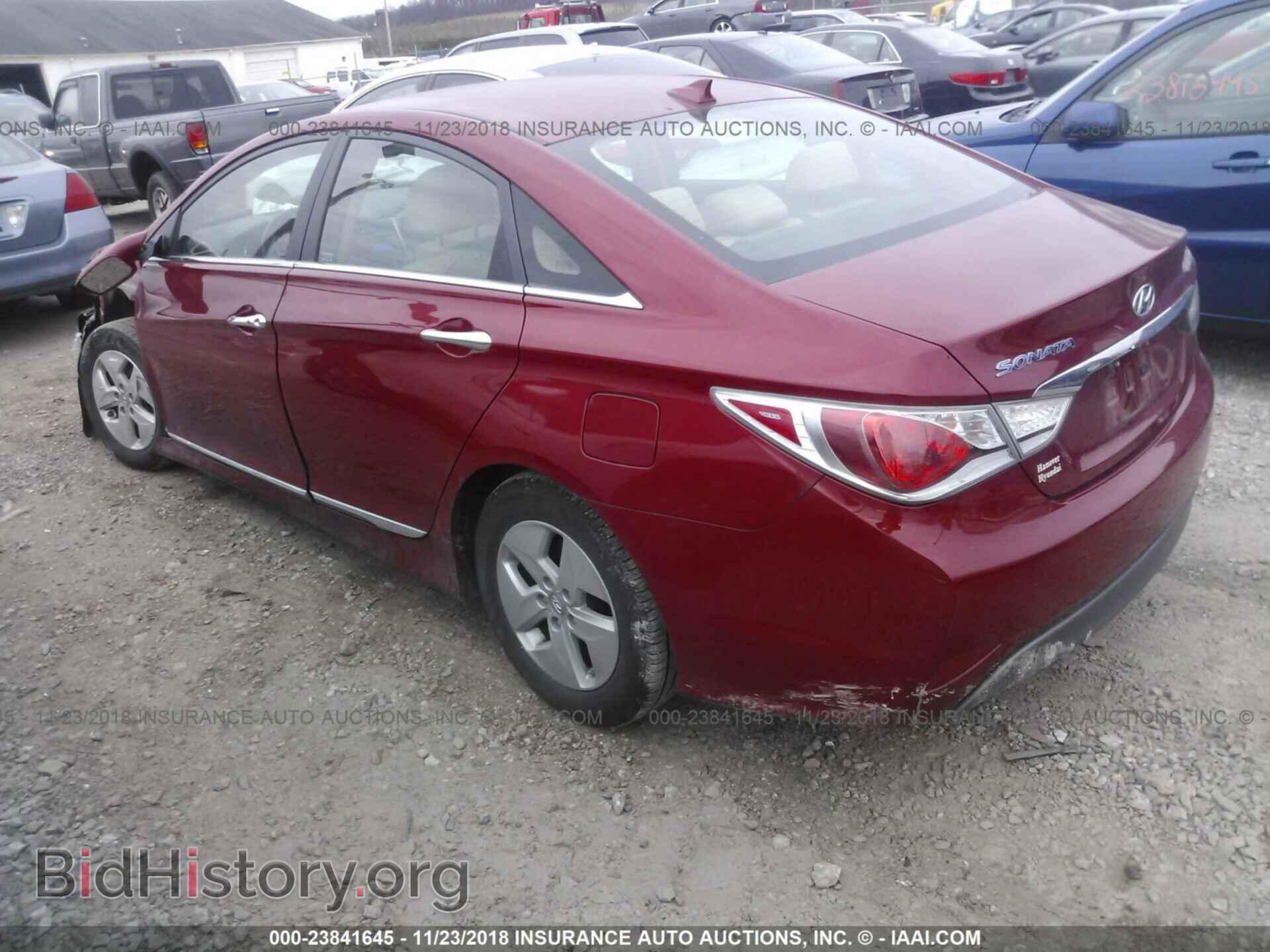 2012 Hyundai Sonata - VIN: KMHEC4A48CA059345 - Фото 3