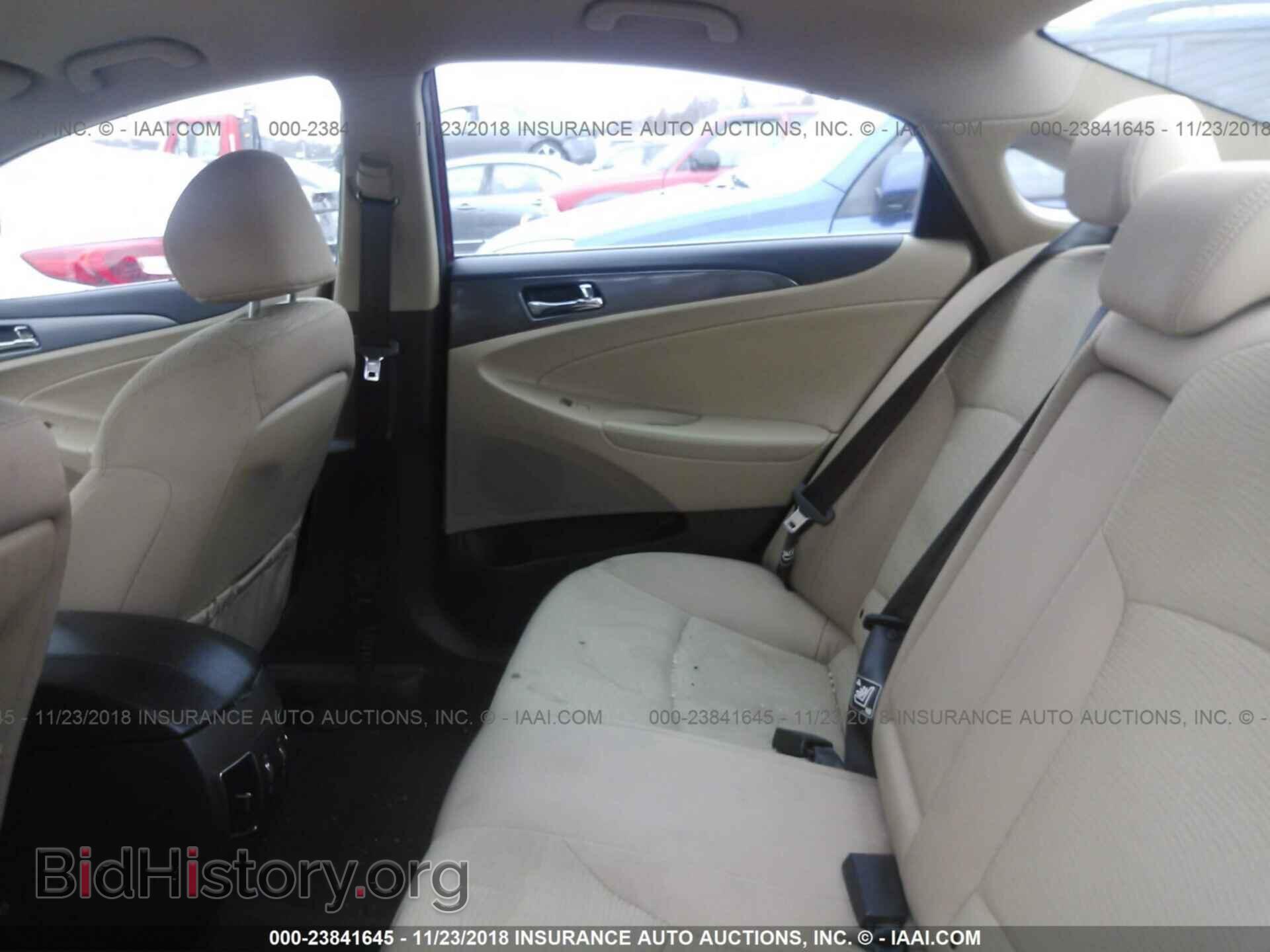2012 Hyundai Sonata - VIN: KMHEC4A48CA059345 - Фото 8