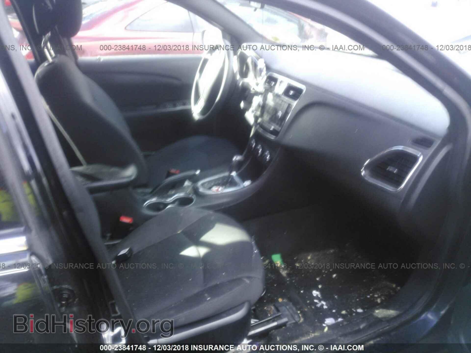 2013 CHRYSLER 200 - VIN: 1C3CCBAB1DN762413 - Фото 5
