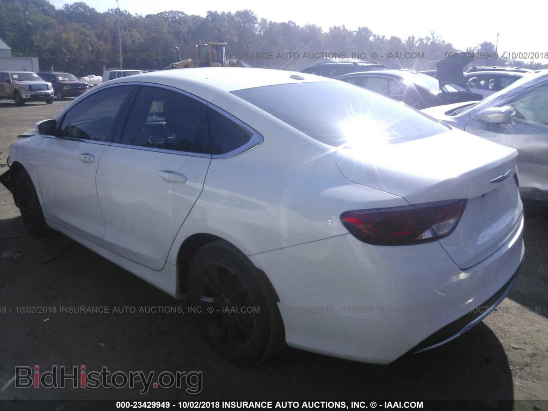 2015 CHRYSLER 200 - VIN: 1C3CCCAB2FN646419 - Photo 3