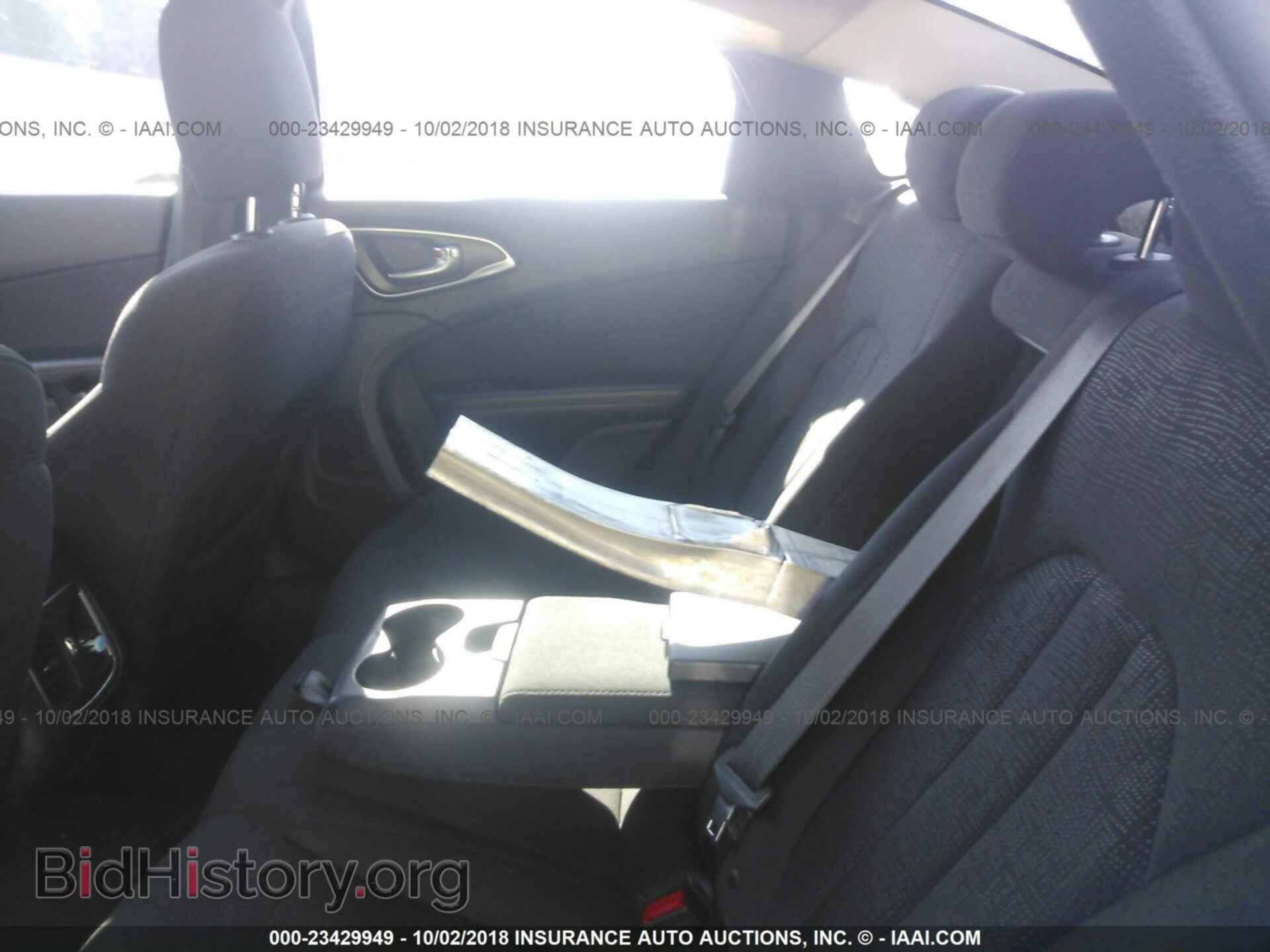 2015 CHRYSLER 200 - VIN: 1C3CCCAB2FN646419 - Photo 8