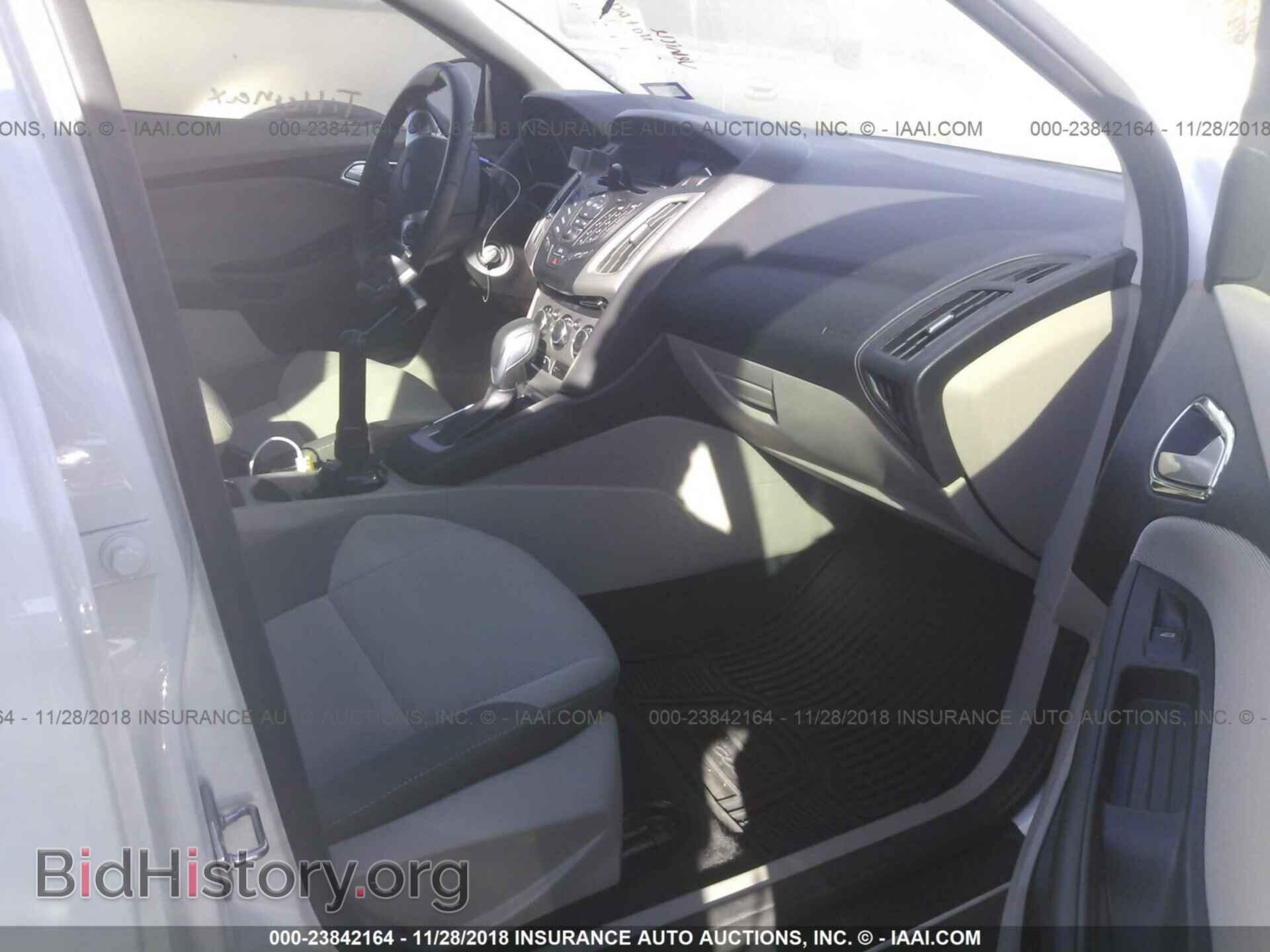 2014 Ford Focus - VIN: 1FADP3F26EL430618 - Photo 5