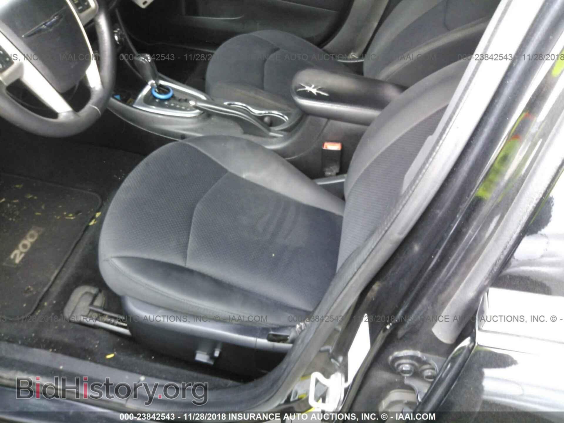 2013 Chrysler 200 - VIN: 1C3CCBBB1DN656591 - Photo 5