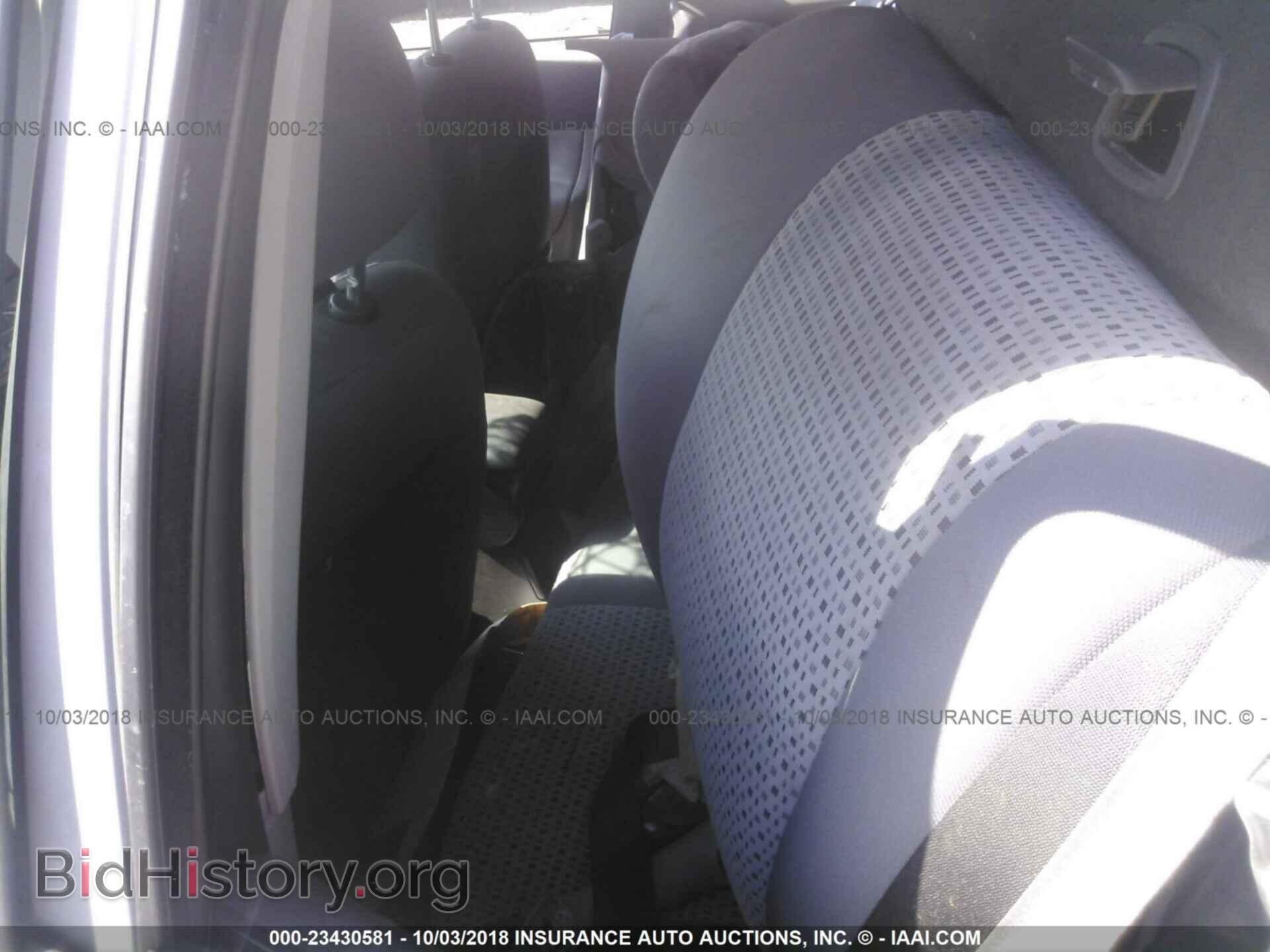 2007 FORD FOCUS - VIN: 1FAHP34N77W361065 - Фото 8