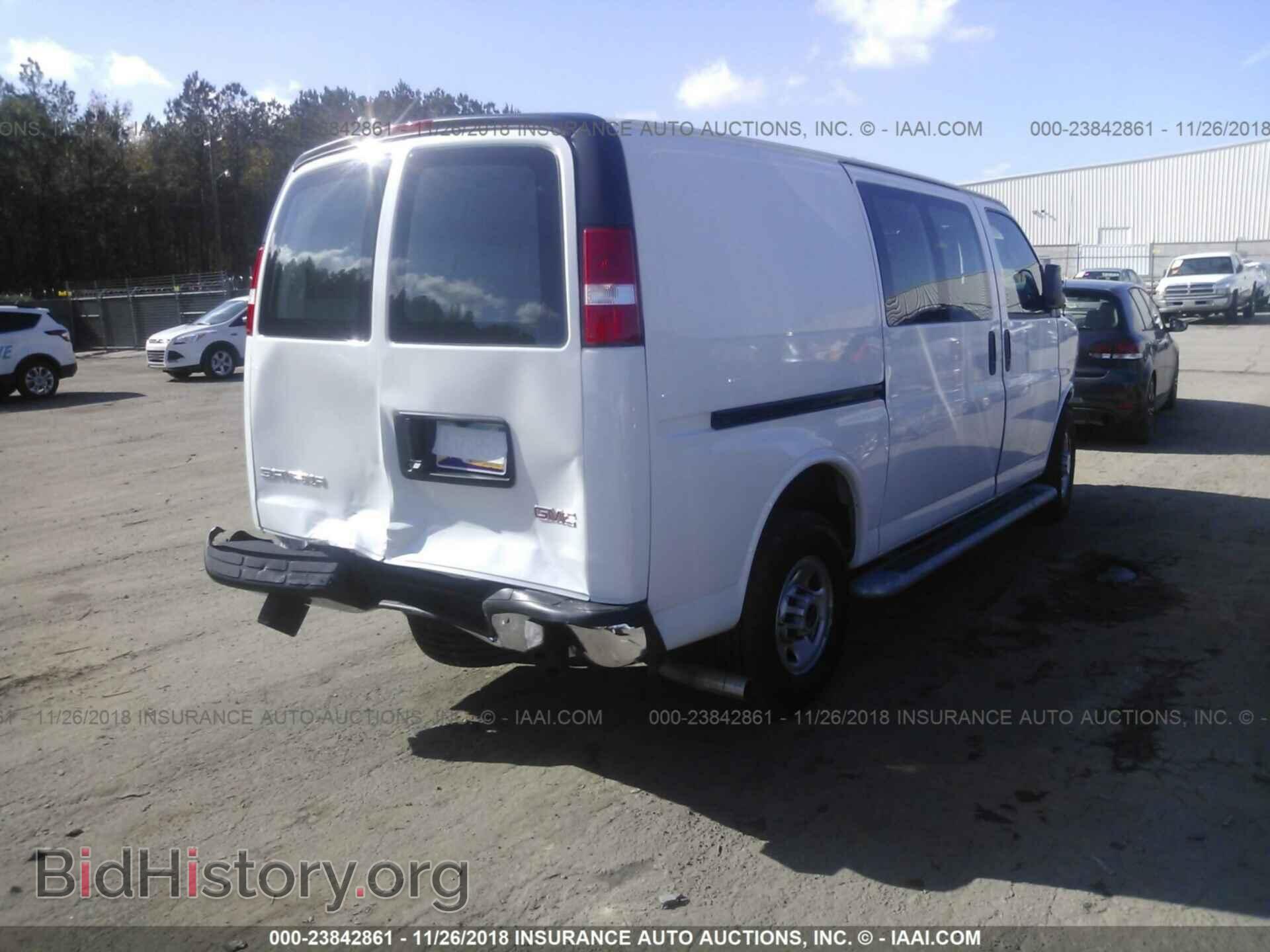 2018 Gmc Savana - VIN: 1GTW7AFG7J1911566 - Фото 4