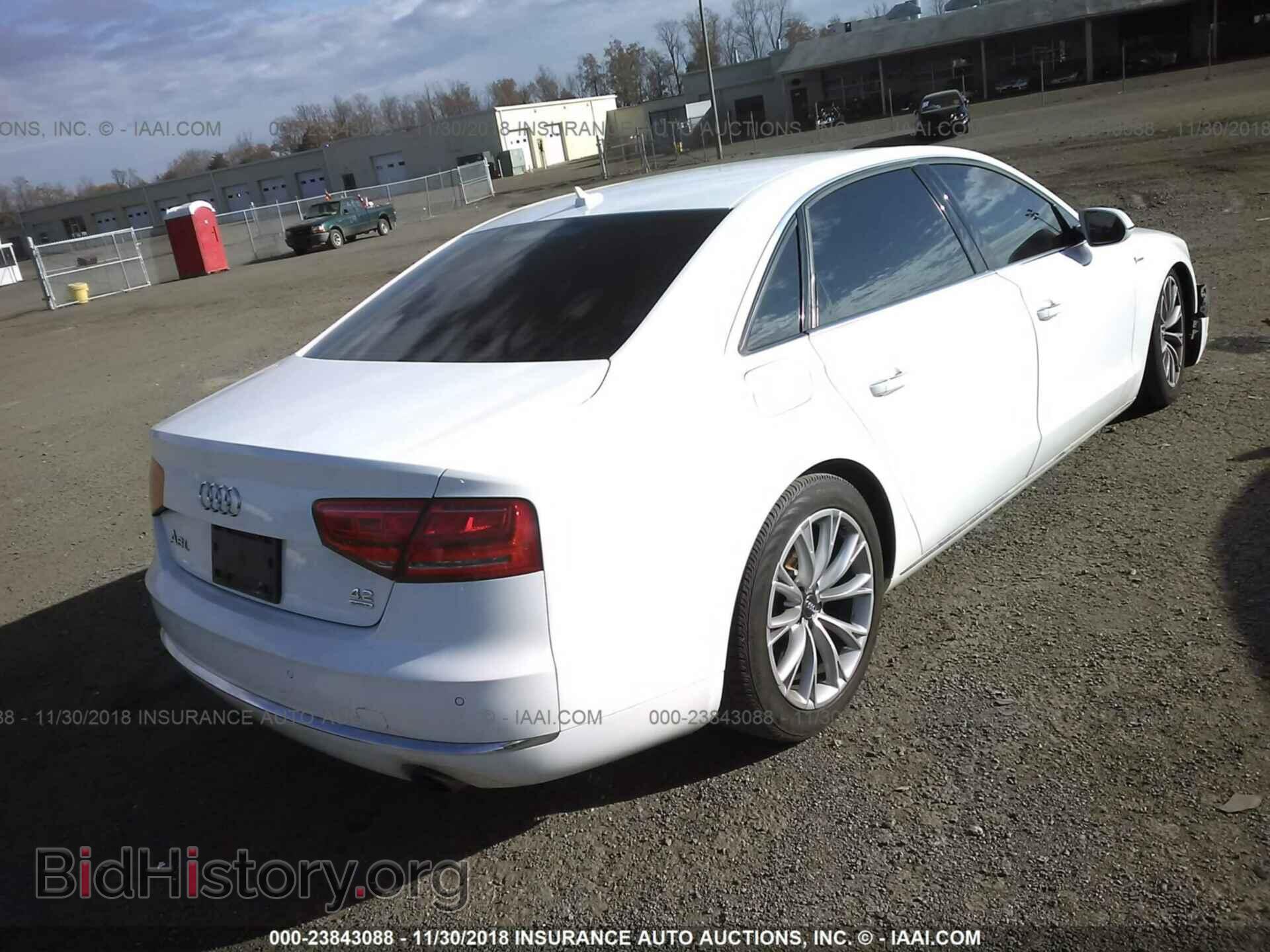 2011 AUDI A8 - VIN: WAURVAFD9BN006200 - Photo 4
