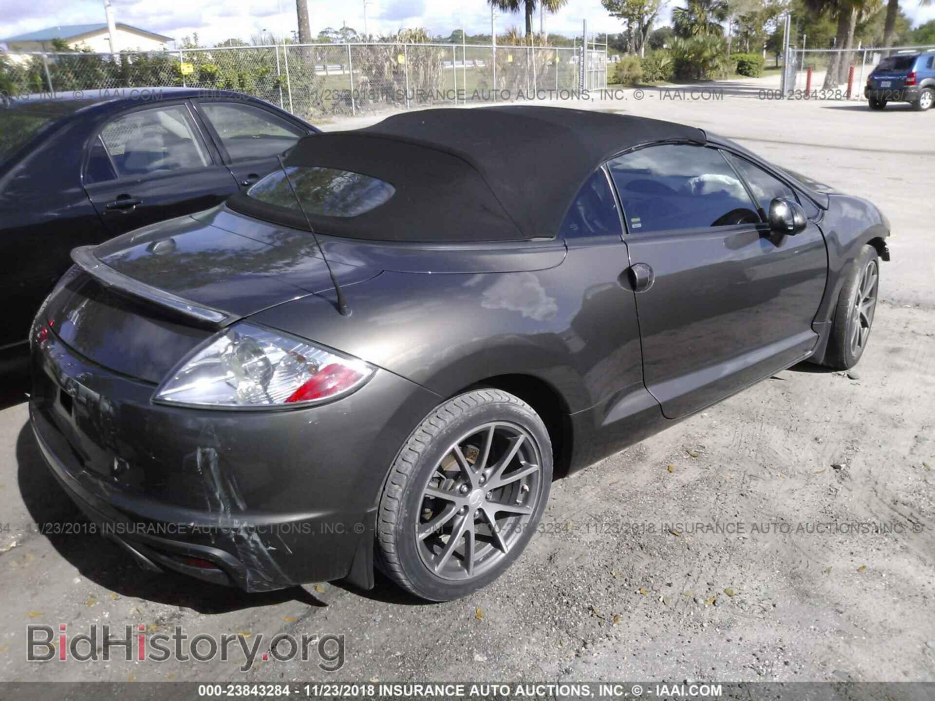 2011 MITSUBISHI ECLIPSE - VIN: 4A37L5EF8BE002209 - Photo 4