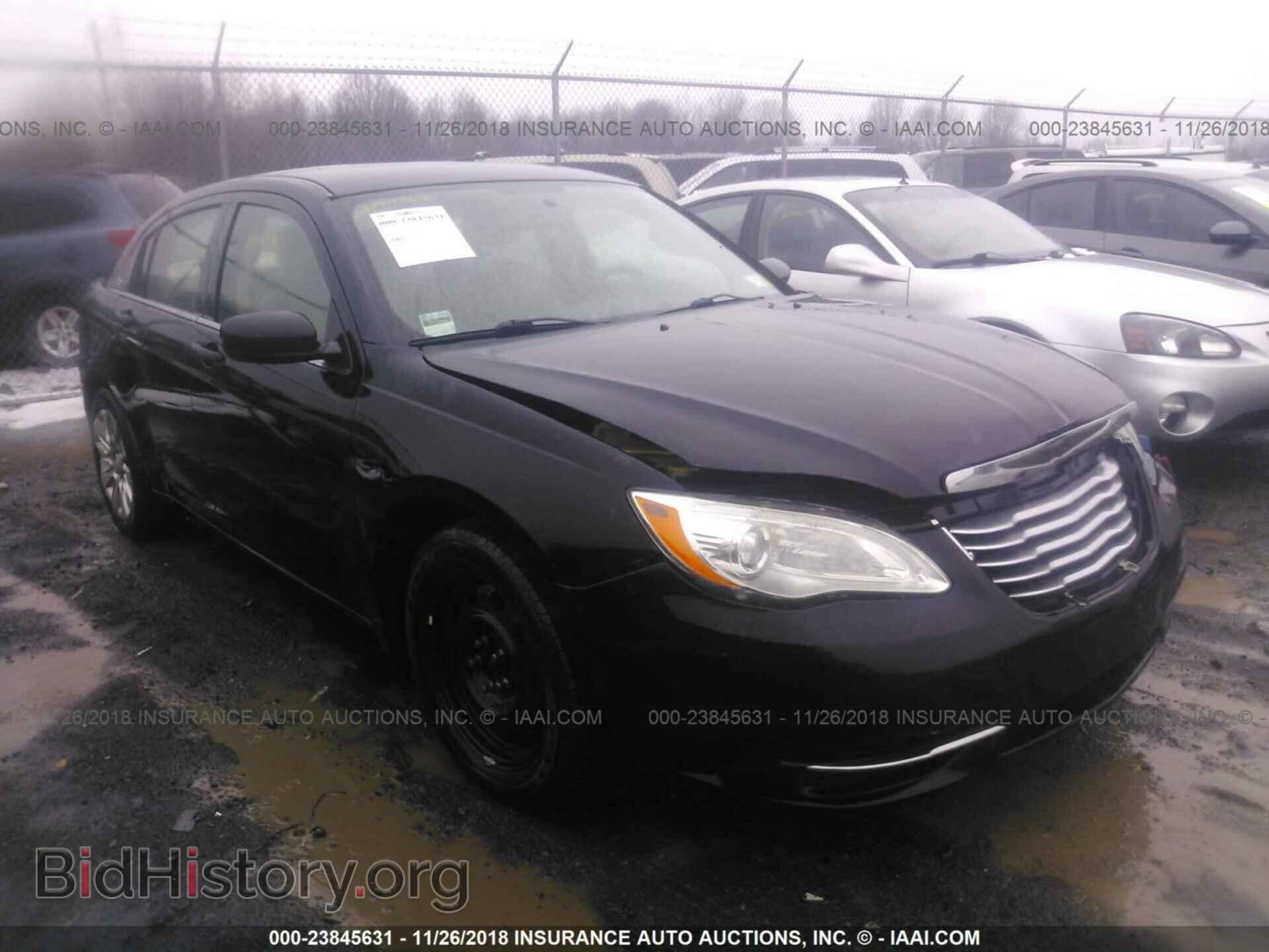 Photo 1C3BC4FB9BN546001 - Chrysler 200 2011