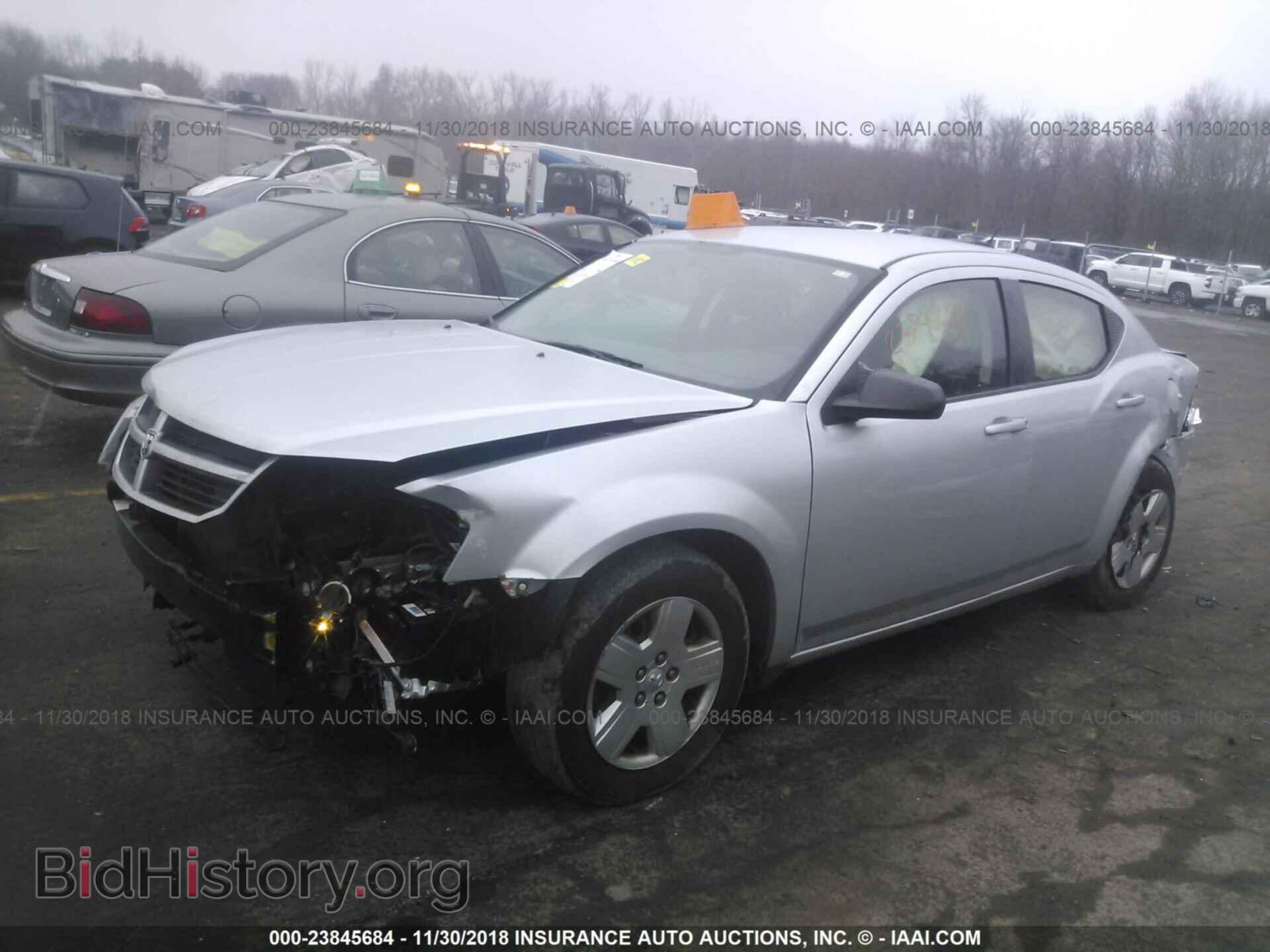 2010 DODGE AVENGER - VIN: 1B3CC4FB1AN119704 - Фото 2