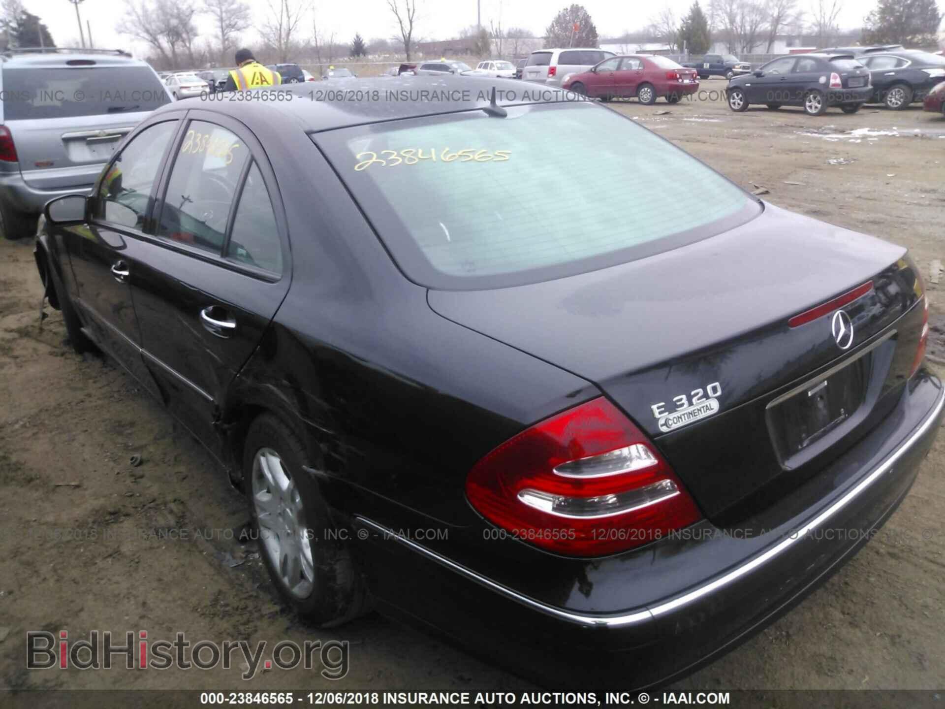 2004 MERCEDES-BENZ E - VIN: WDBUF65J44A556718 - Фото 3