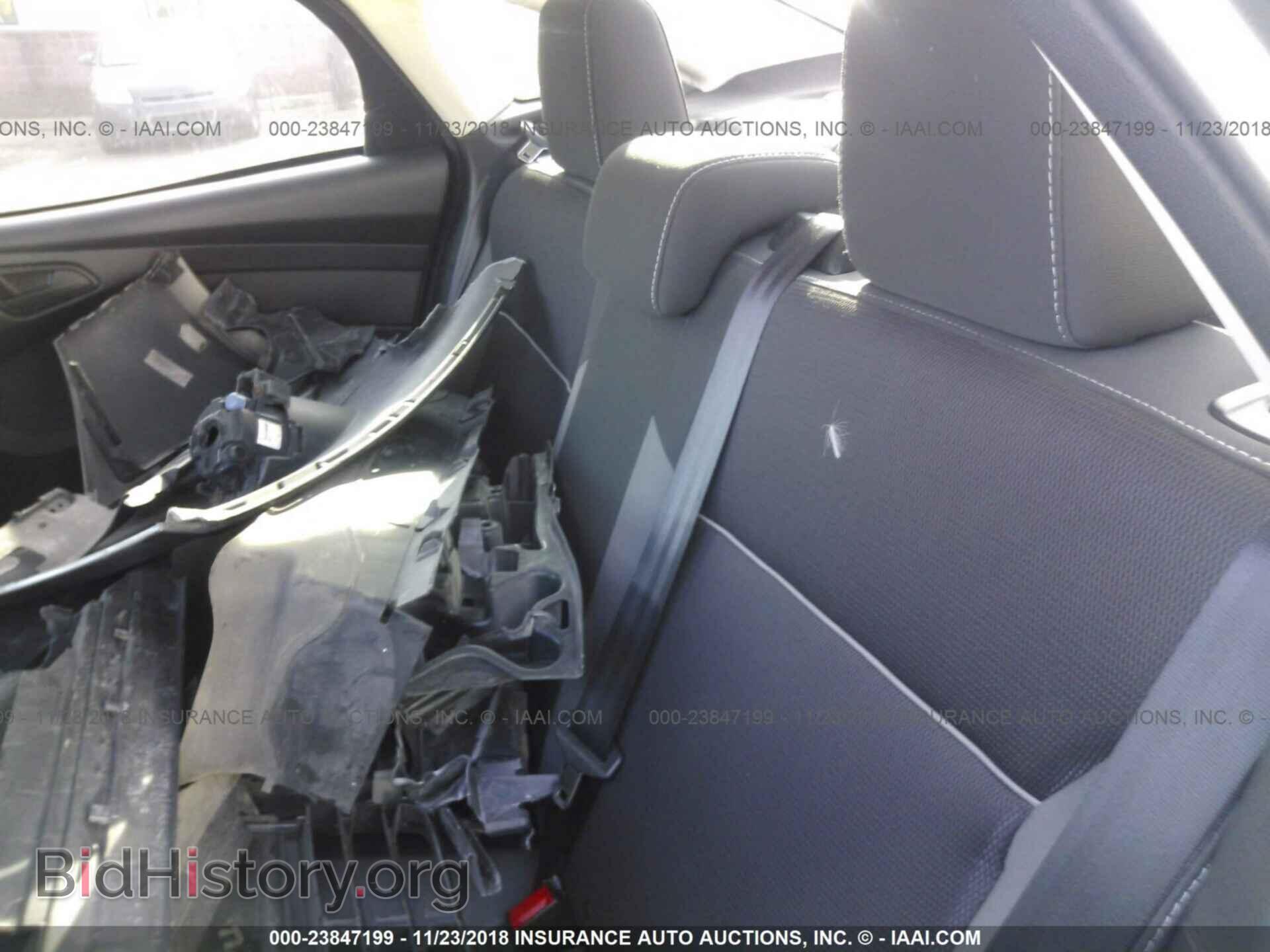 2012 FORD FOCUS - VIN: 1FAHP3F23CL226695 - Photo 8