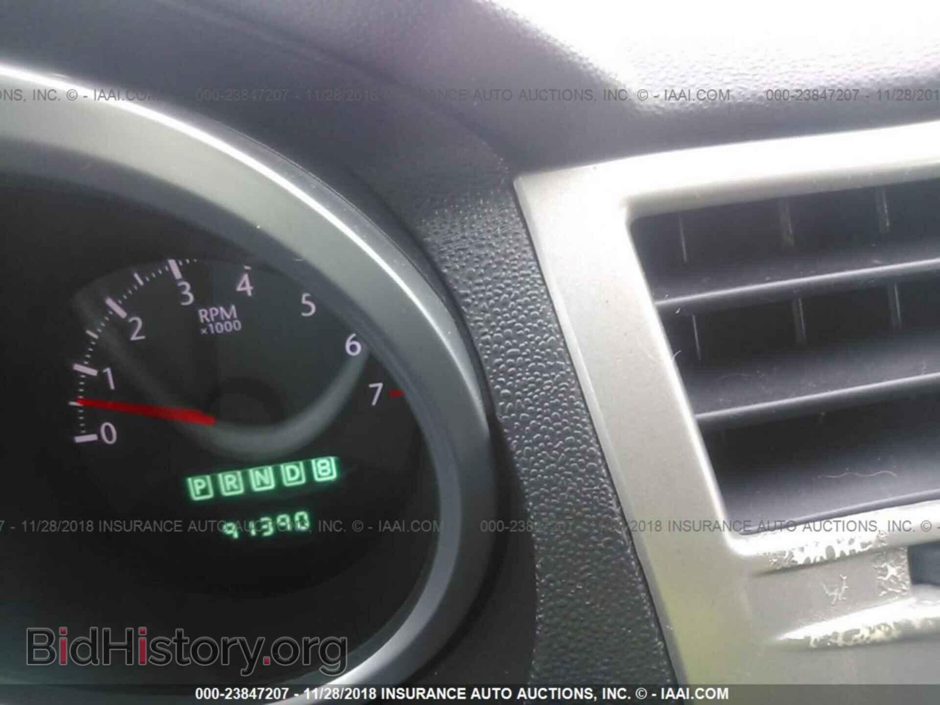 2010 CHRYSLER SEBRING - VIN: 1C3CC5FD5AN155891 - Фото 7