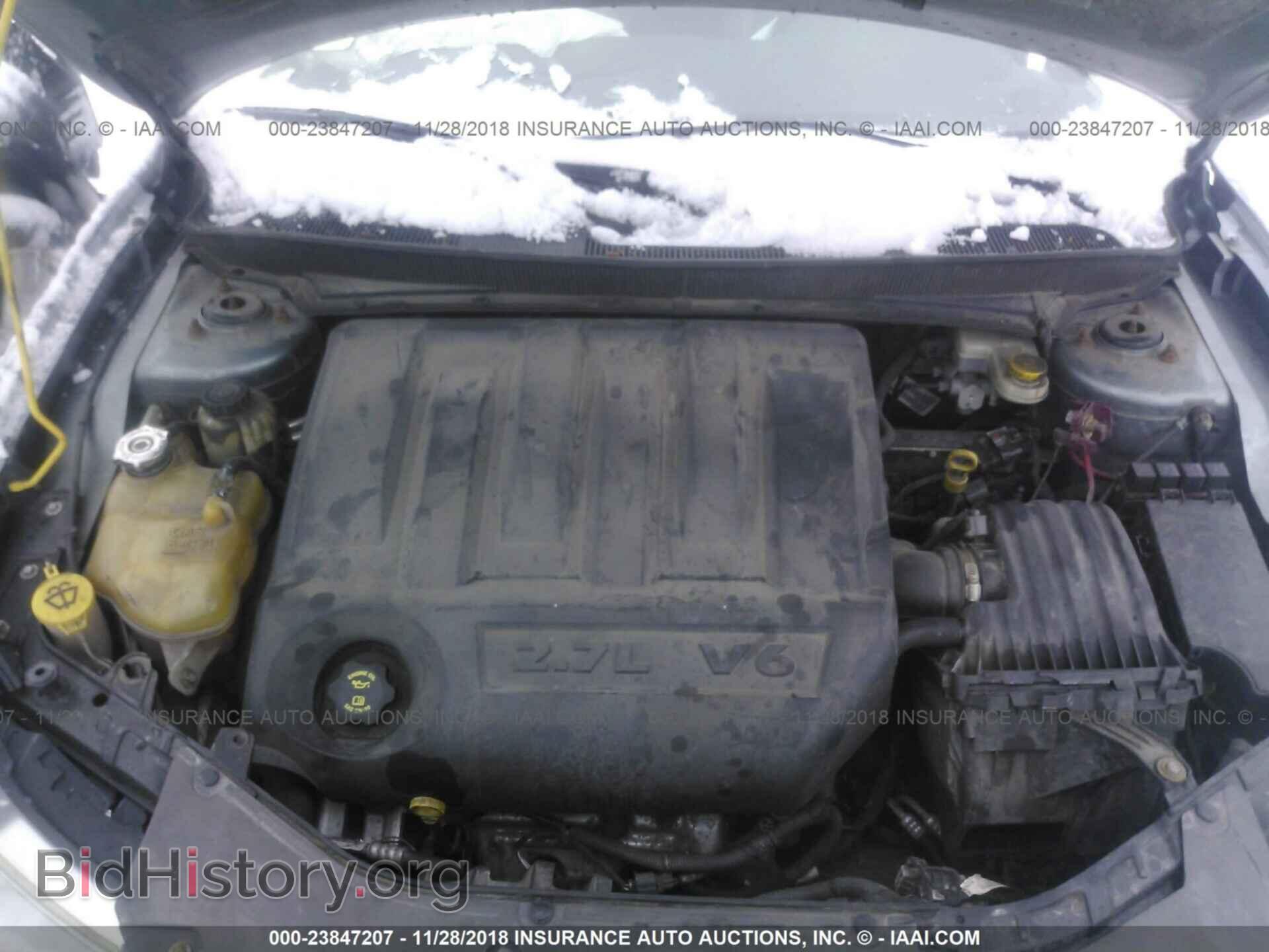 2010 CHRYSLER SEBRING - VIN: 1C3CC5FD5AN155891 - Фото 10