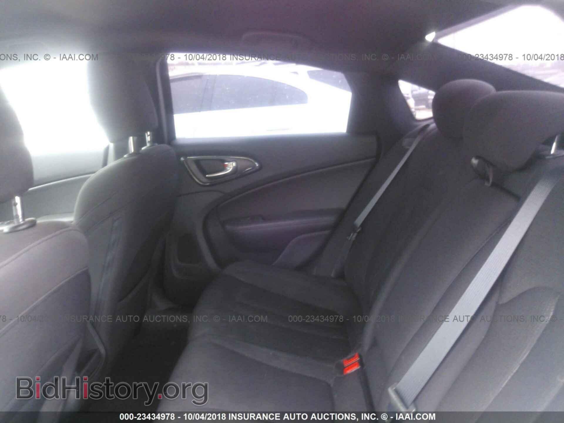 2015 CHRYSLER 200 - VIN: 1C3CCCDG7FN665023 - Photo 8