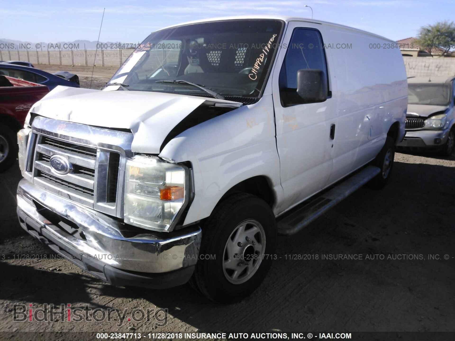 2011 Ford Econoline - VIN: 1FTNE2EW2BDA50300 - Фото 2