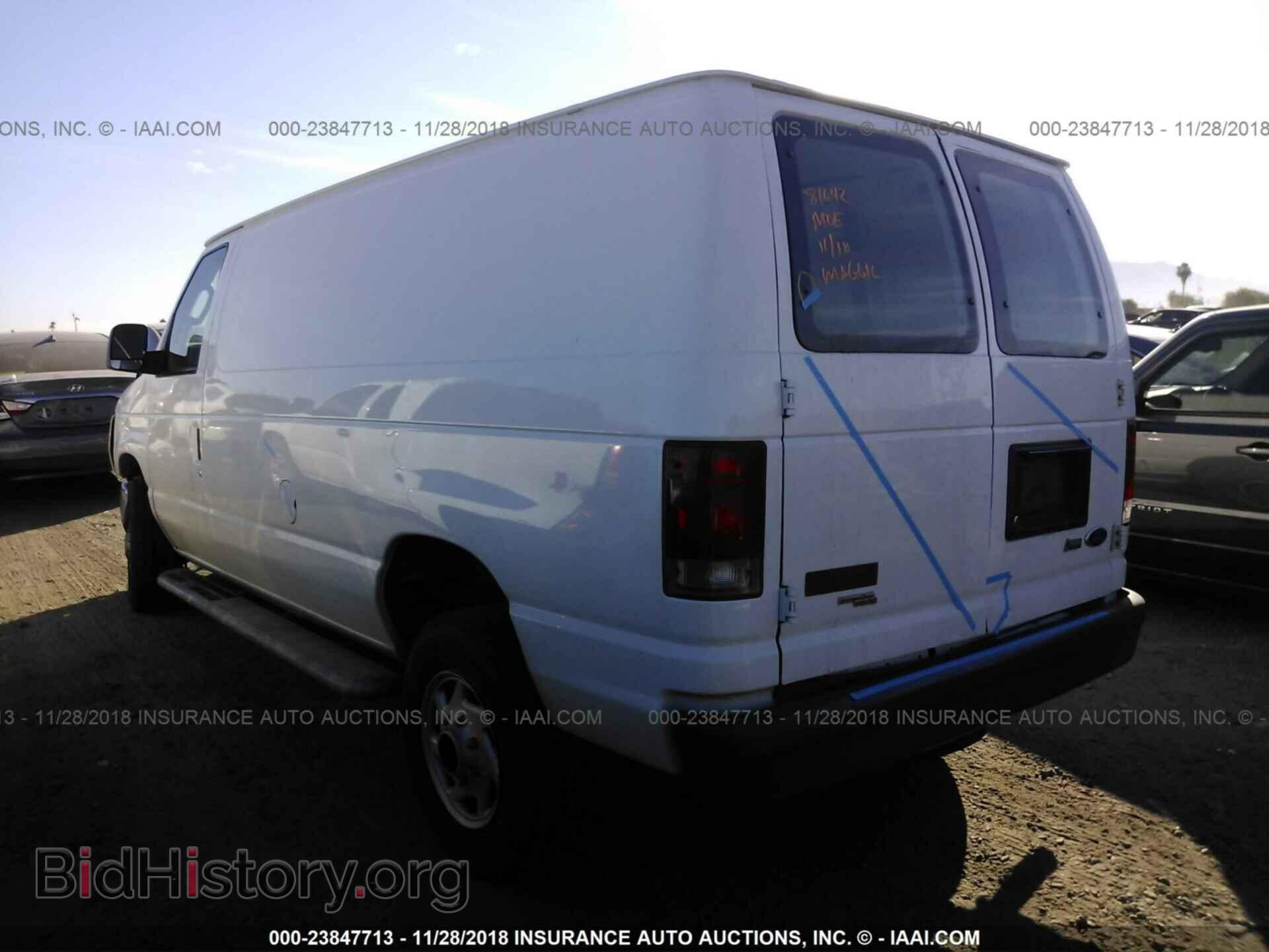 2011 Ford Econoline - VIN: 1FTNE2EW2BDA50300 - Фото 3
