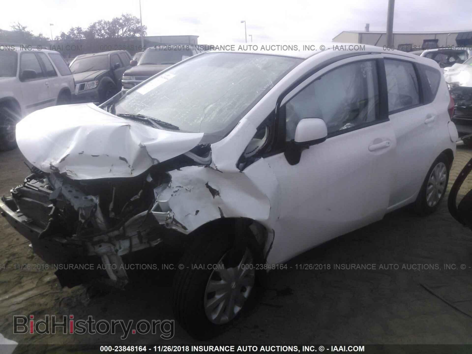 2014 Nissan Versa note - VIN: 3N1CE2CP8EL395741 - Фото 2