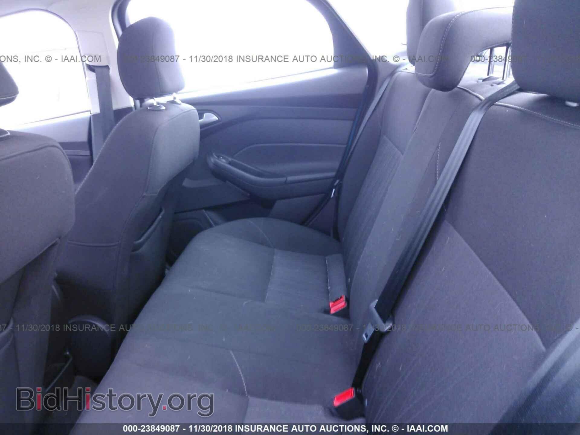 2017 Ford Focus - VIN: 1FADP3F22HL252629 - Photo 8