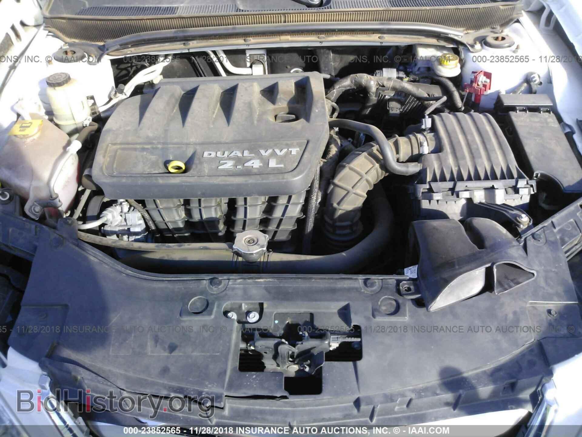 2013 CHRYSLER 200 - VIN: 1C3CCBCB8DN604812 - Фото 10