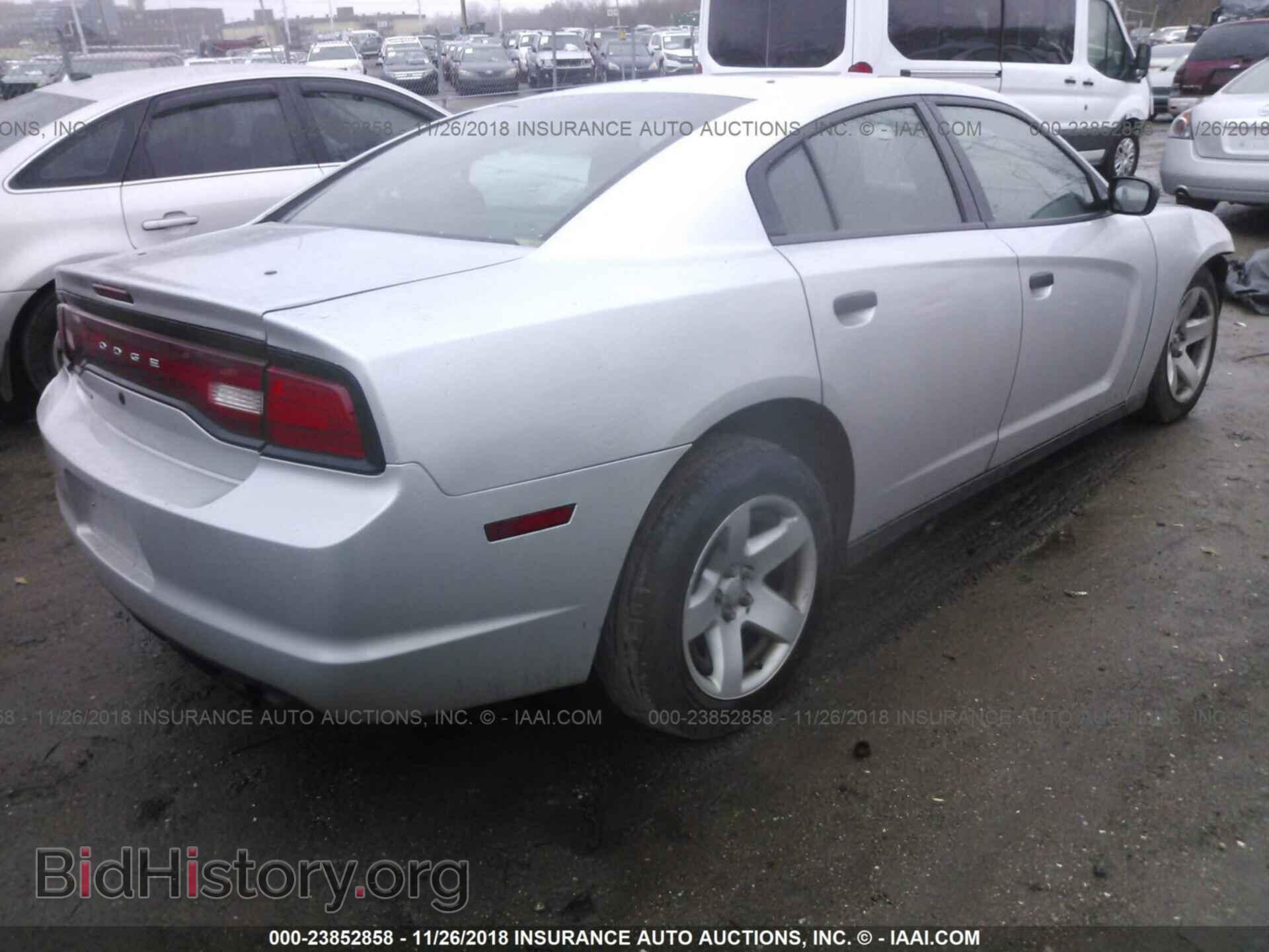 2014 Dodge Charger - VIN: 2C3CDXAT0EH358421 - Фото 4