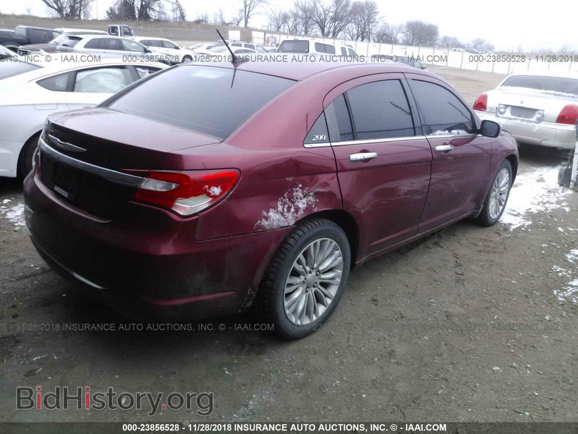 2012 CHRYSLER 200 - VIN: 1C3CCBCG5CN154482 - Фото 4