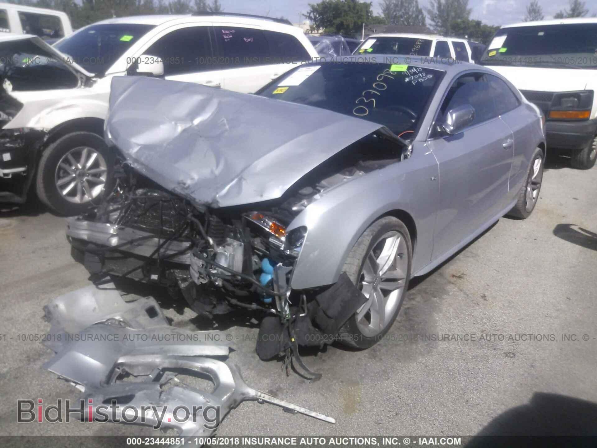 2011 AUDI S5 - VIN: WAUVVAFRXBA037098 - Фото 2