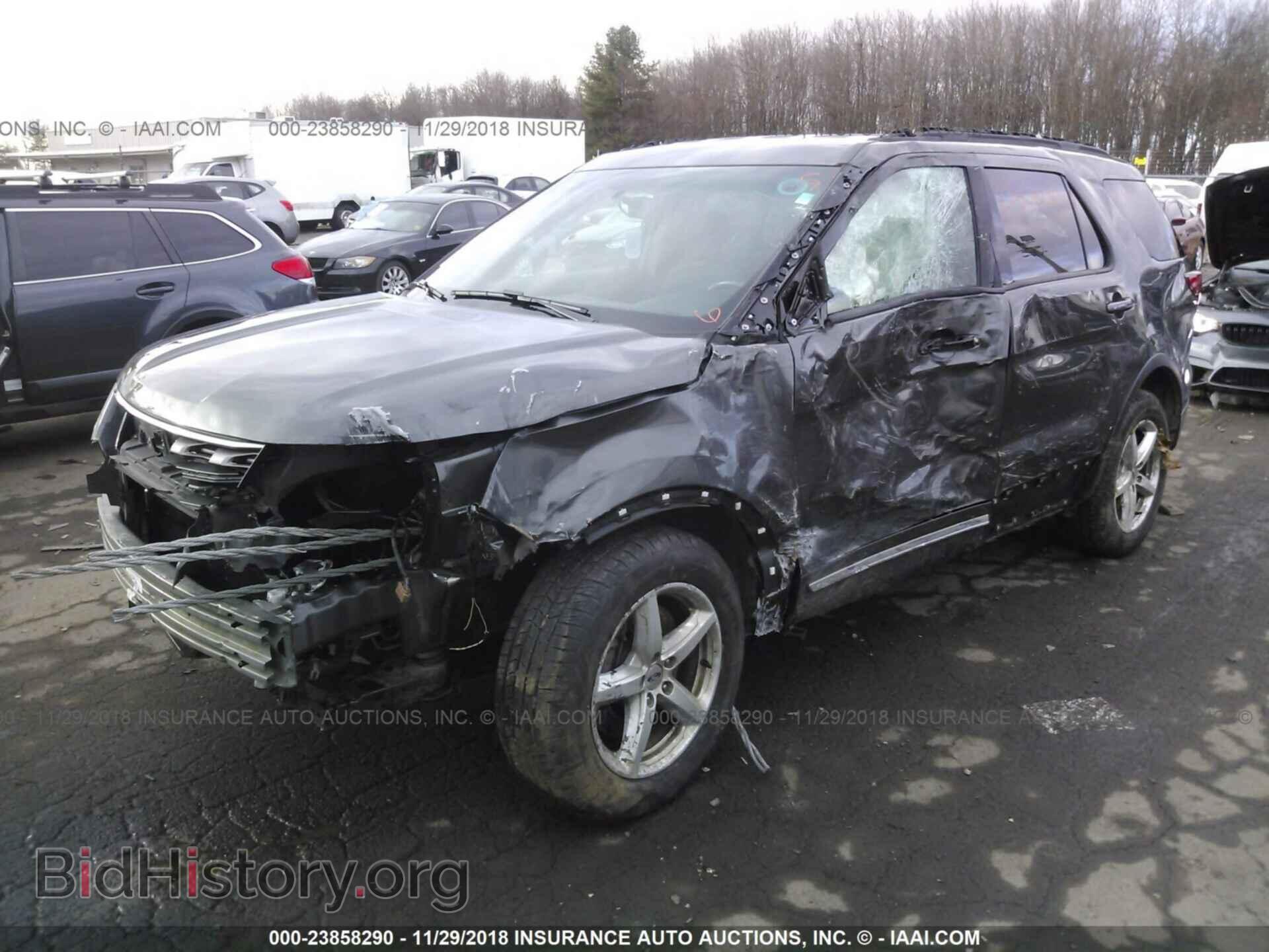 2016 Ford Explorer - VIN: 1FM5K8D81GGC00557 - Photo 6