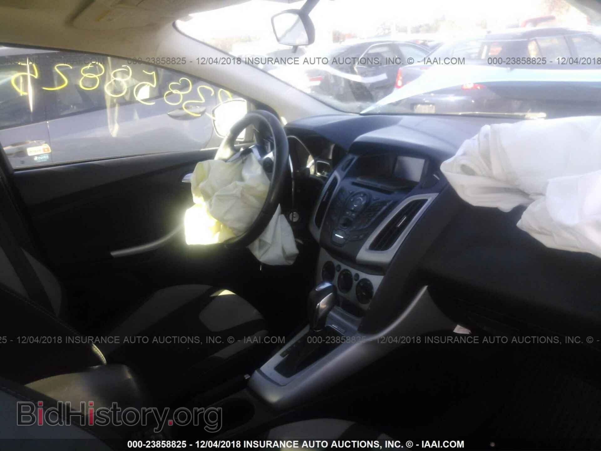 2012 Ford Focus - VIN: 1FAHP3F2XCL413917 - Photo 5