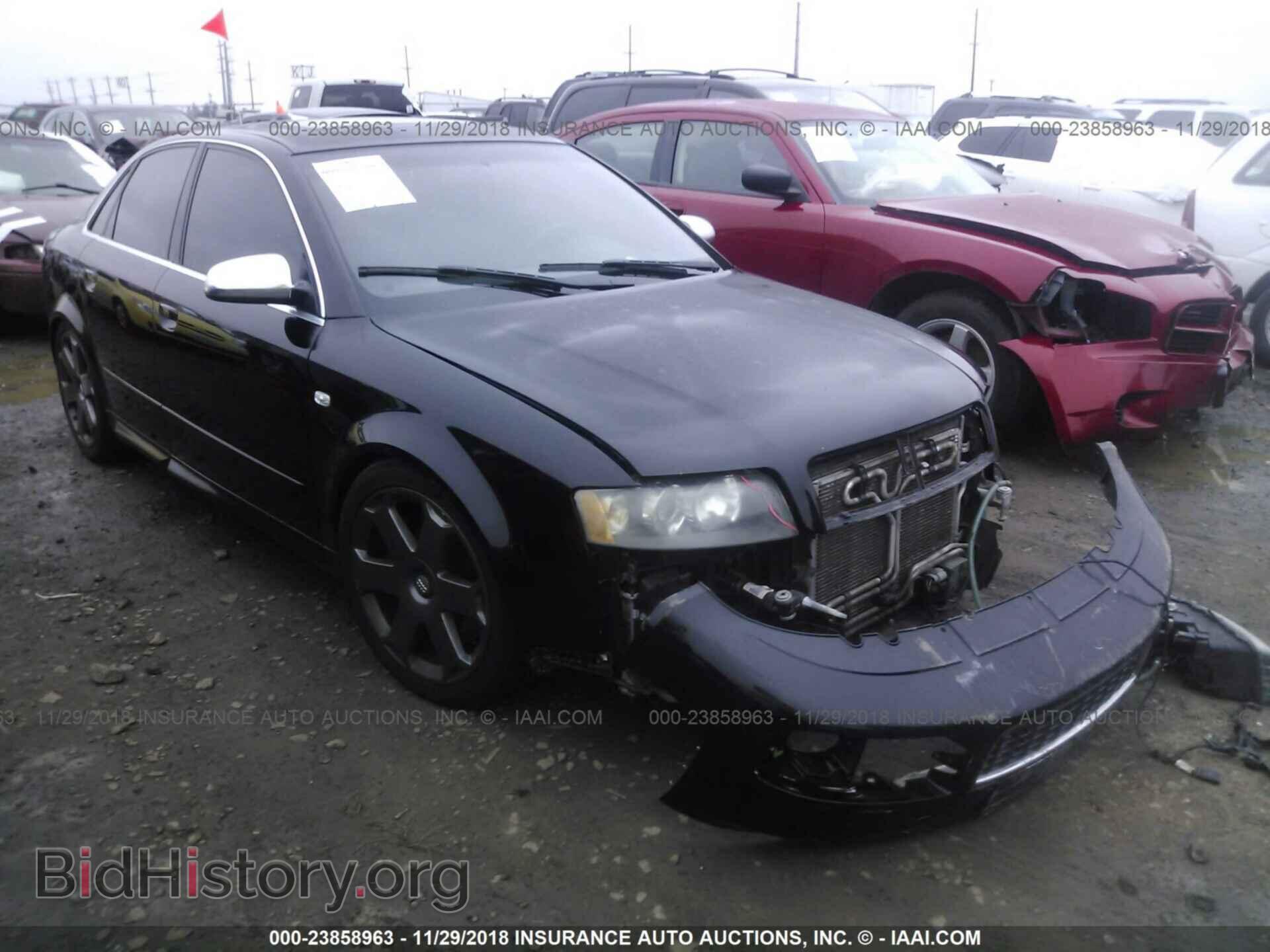 Photo WAUPL68EX4A090702 - AUDI S4 2004