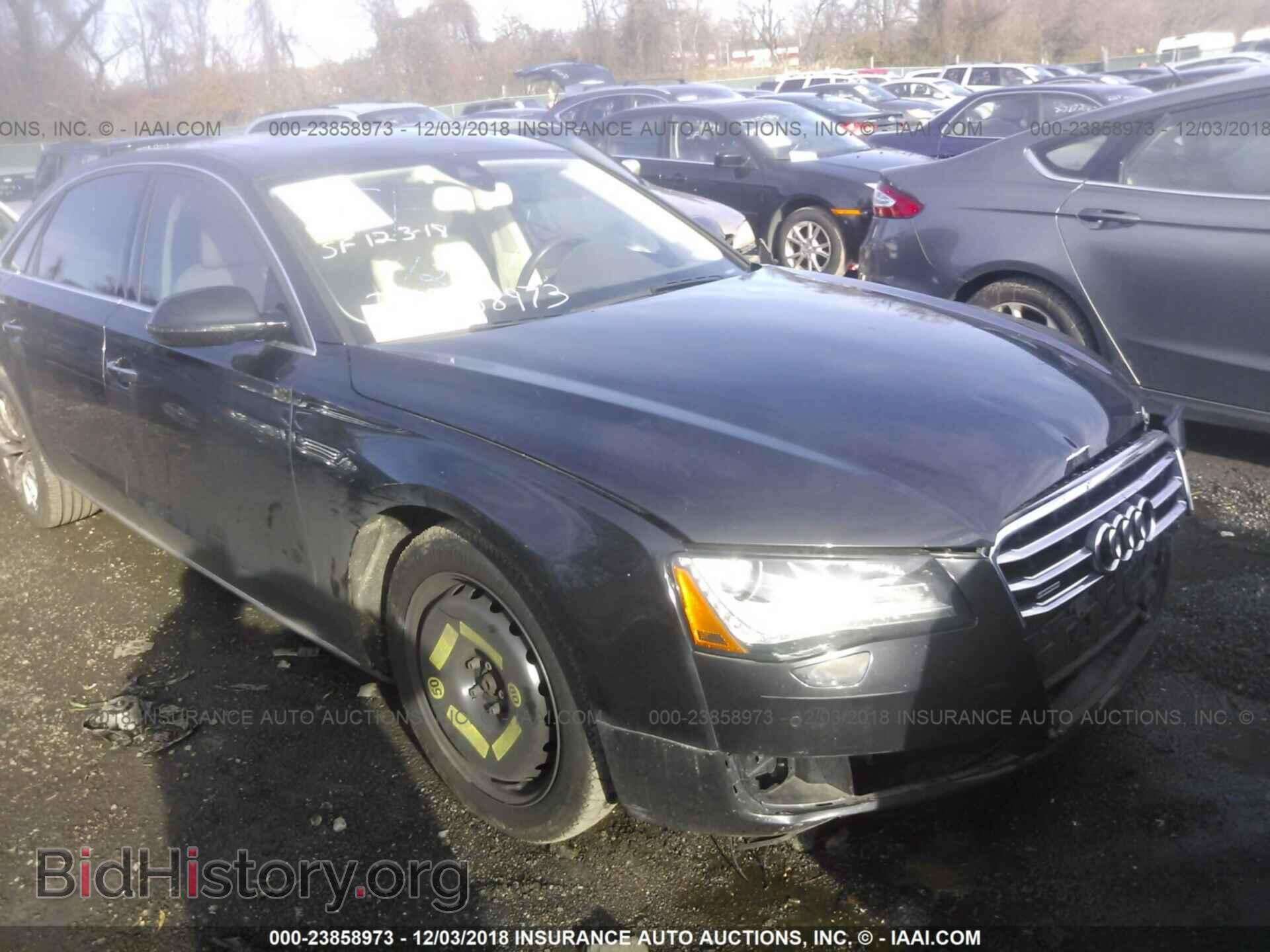 Photo WAURVAFD3BN019394 - AUDI A8 2011