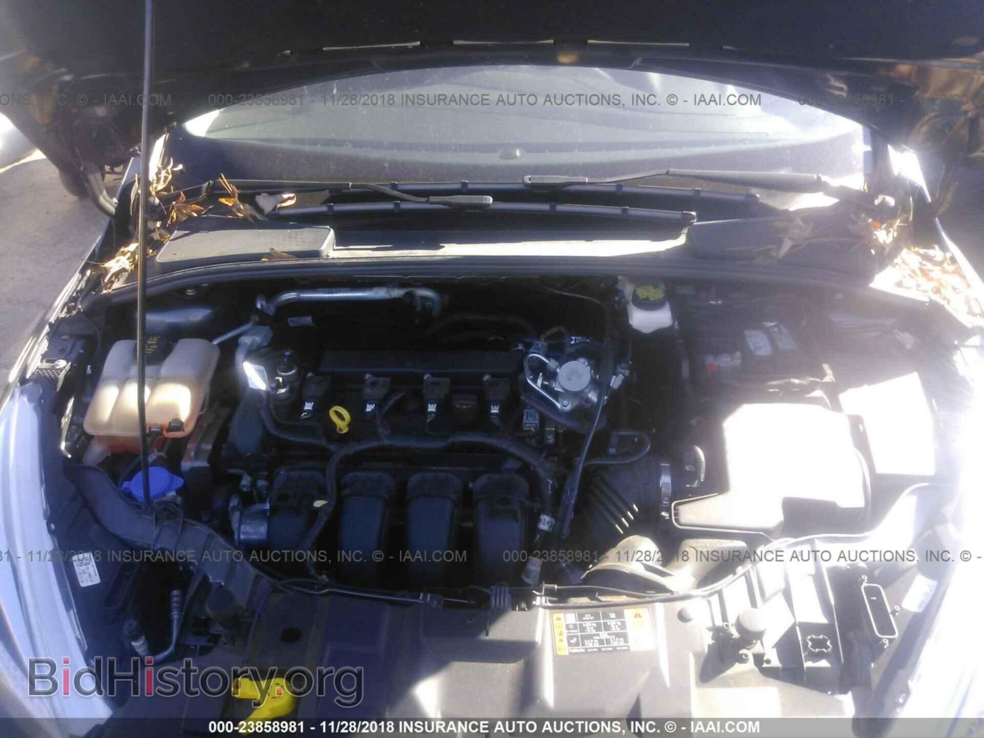 2017 Ford Focus - VIN: 1FADP3F20HL221010 - Photo 10