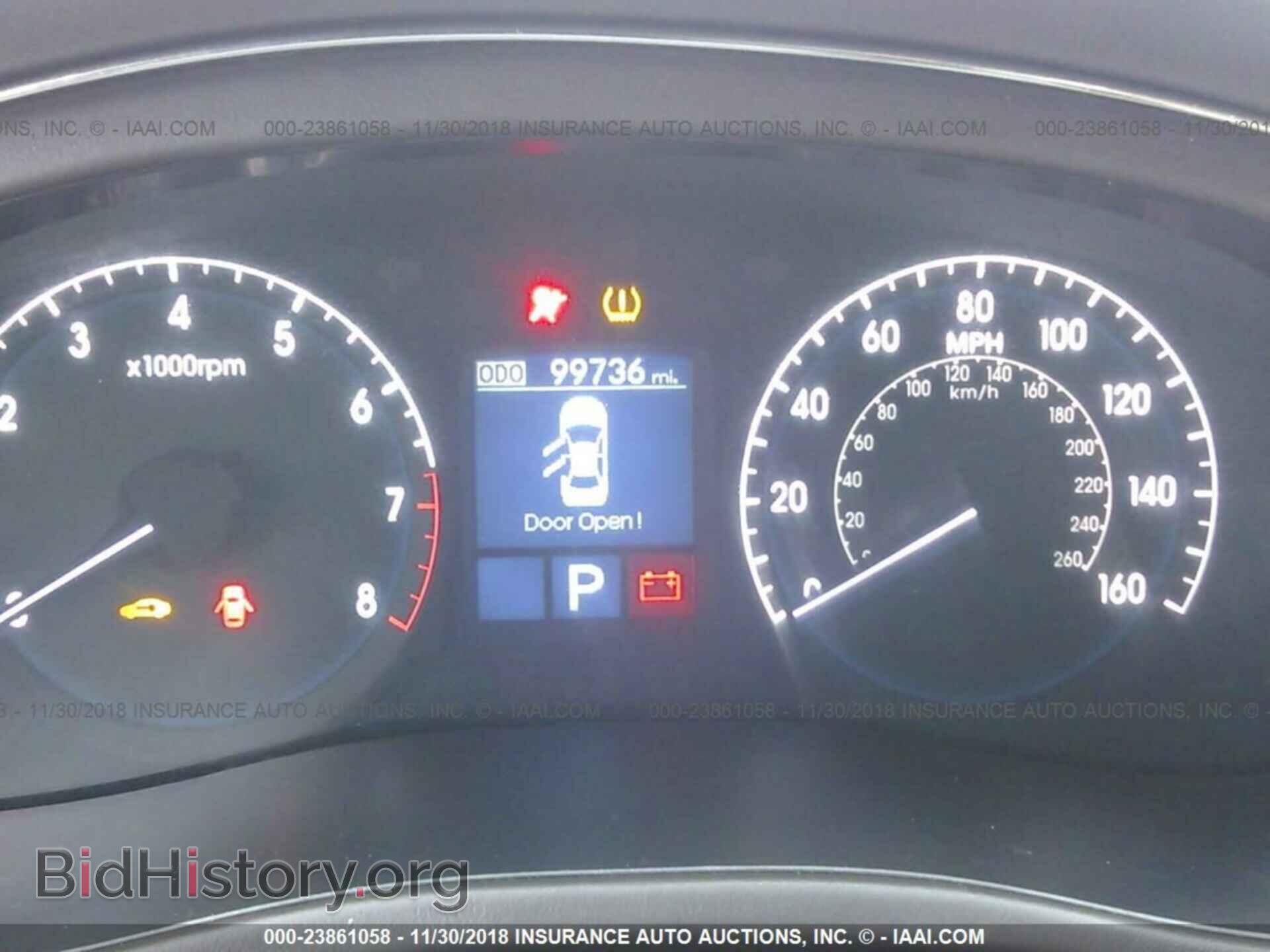 2009 HYUNDAI GENESIS - VIN: KMHGC46F89U044130 - Фото 7