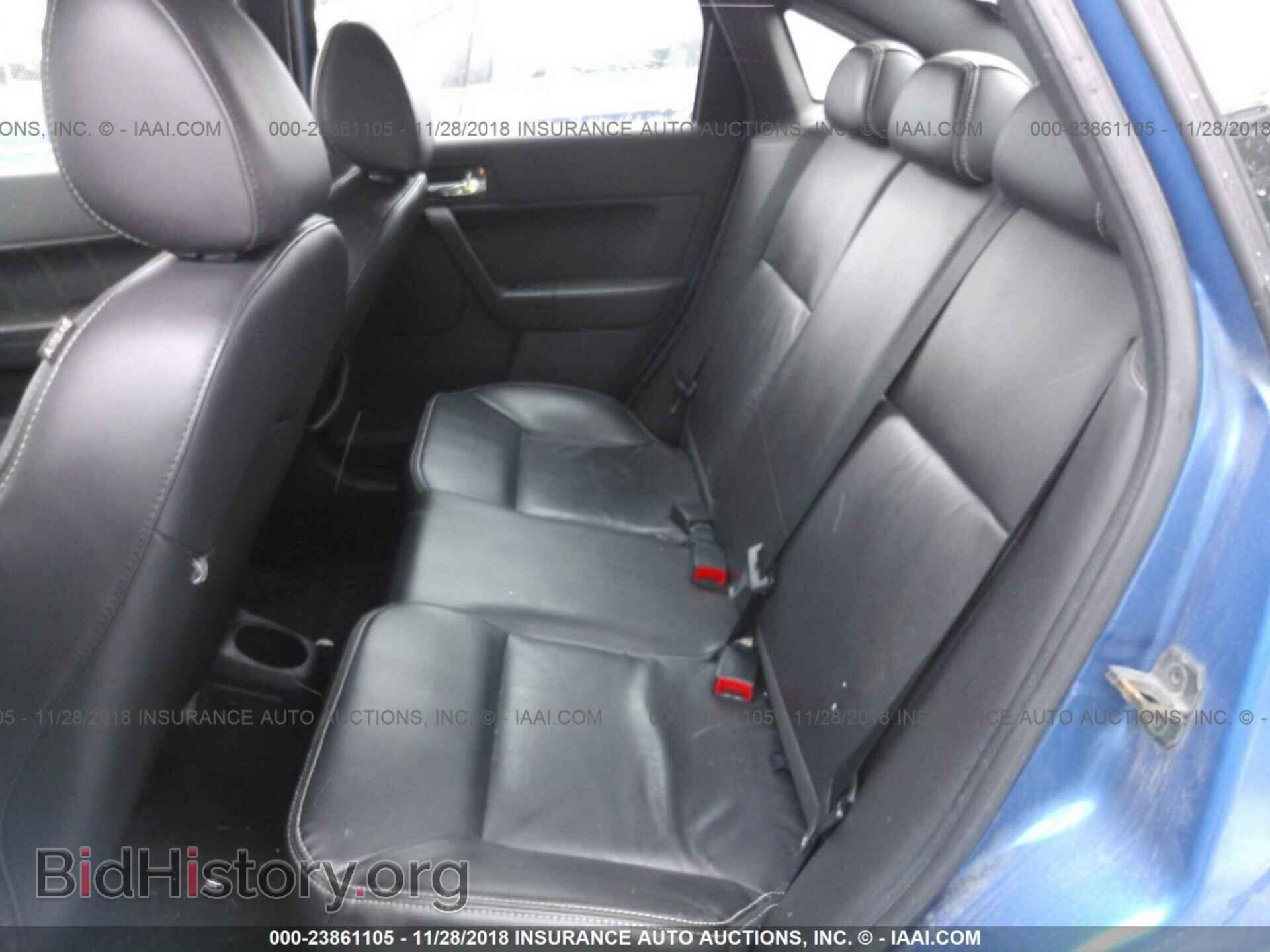 2011 Ford Focus - VIN: 1FAHP3GN4BW144030 - Фото 8