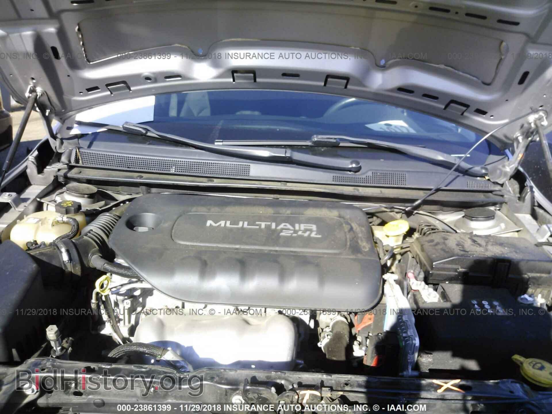 2016 CHRYSLER 200 - VIN: 1C3CCCAB6GN131540 - Фото 10