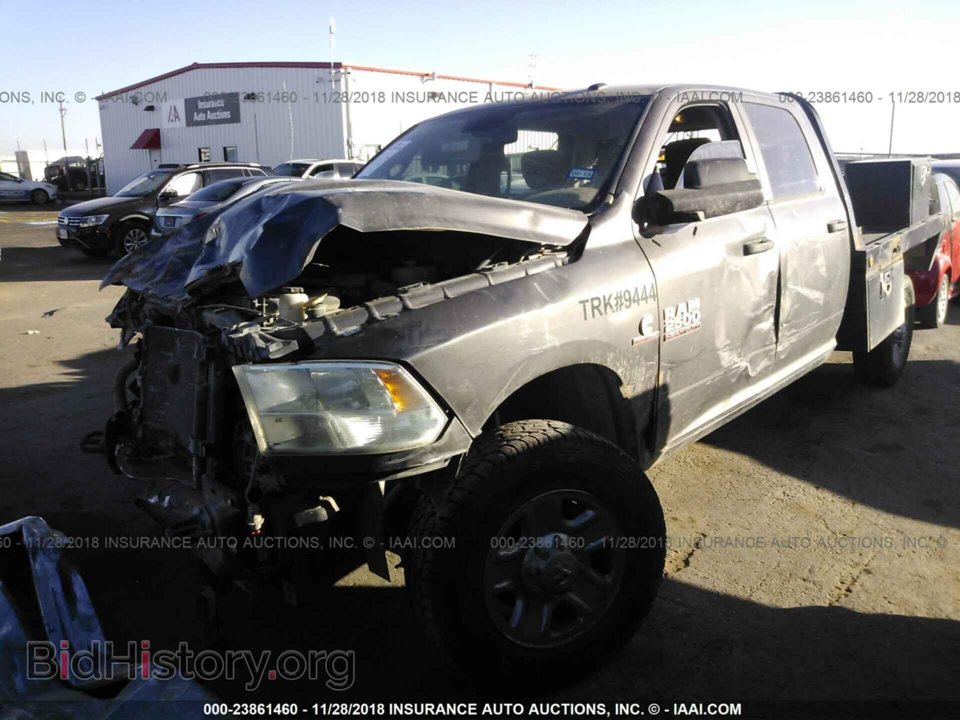 2014 RAM 2500 - VIN: 3C6UR5HL8EG322544 - Photo 2