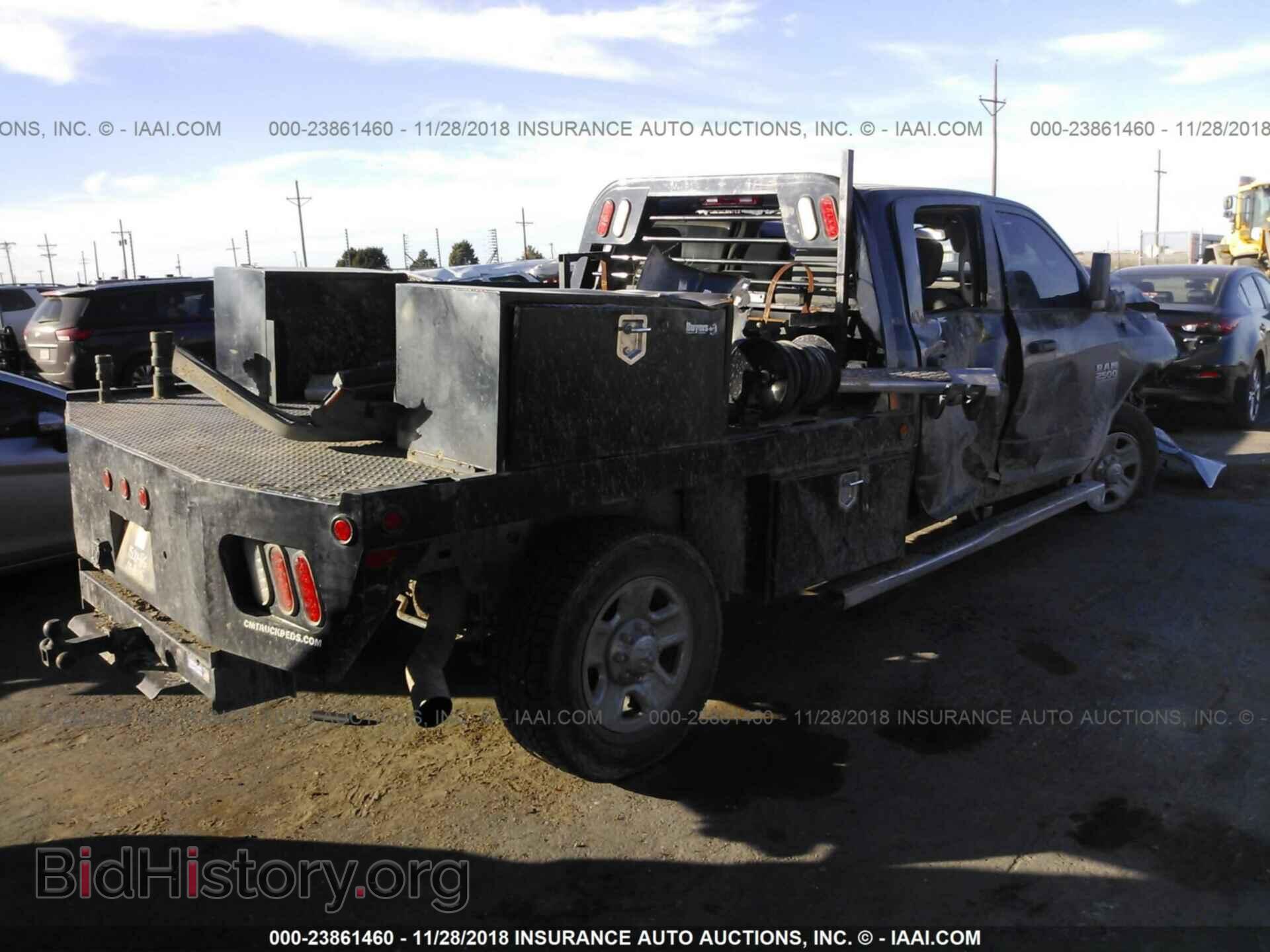 2014 RAM 2500 - VIN: 3C6UR5HL8EG322544 - Photo 4
