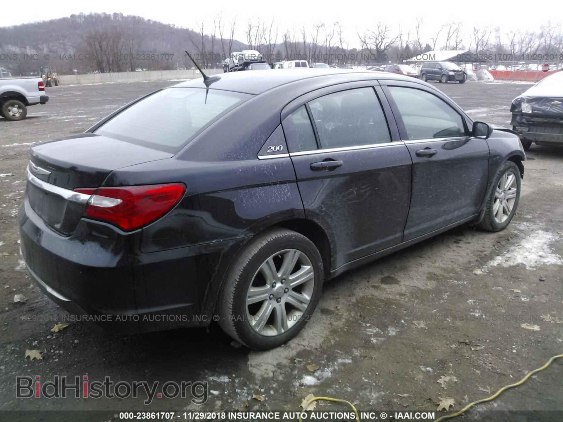 2013 CHRYSLER 200 - VIN: 1C3CCBBB7DN734775 - Фото 4