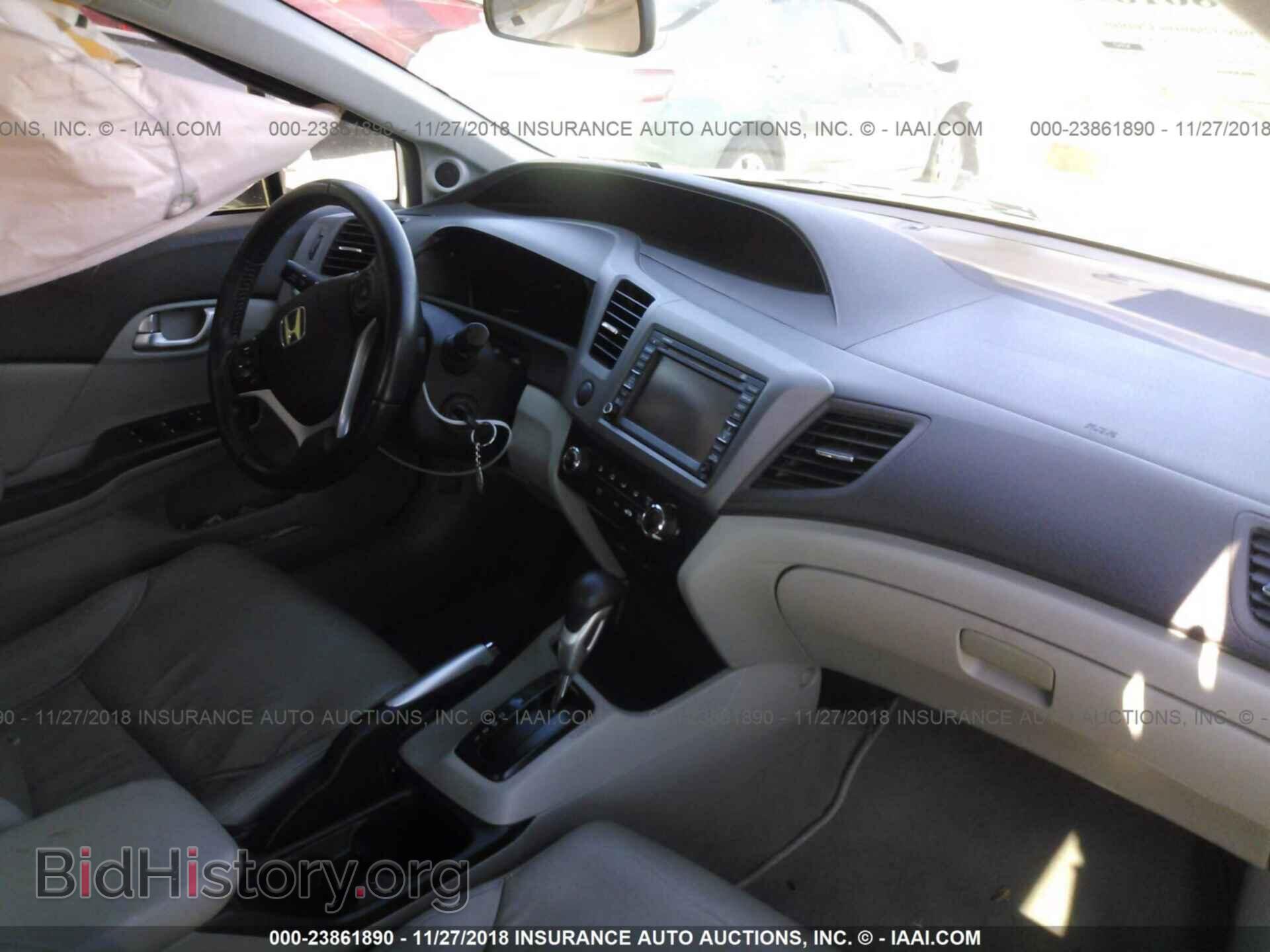 2012 Honda Civic - VIN: 19XFB2F96CE314043 - Photo 5