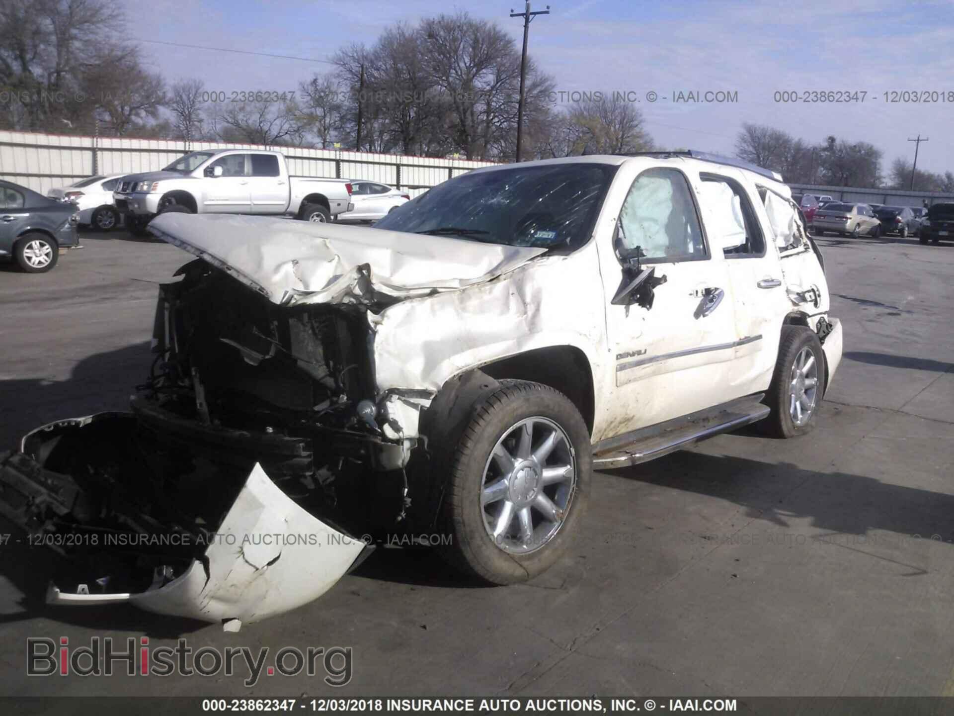 2013 GMC YUKON - VIN: 1GKS1EEF9DR313120 - Фото 2
