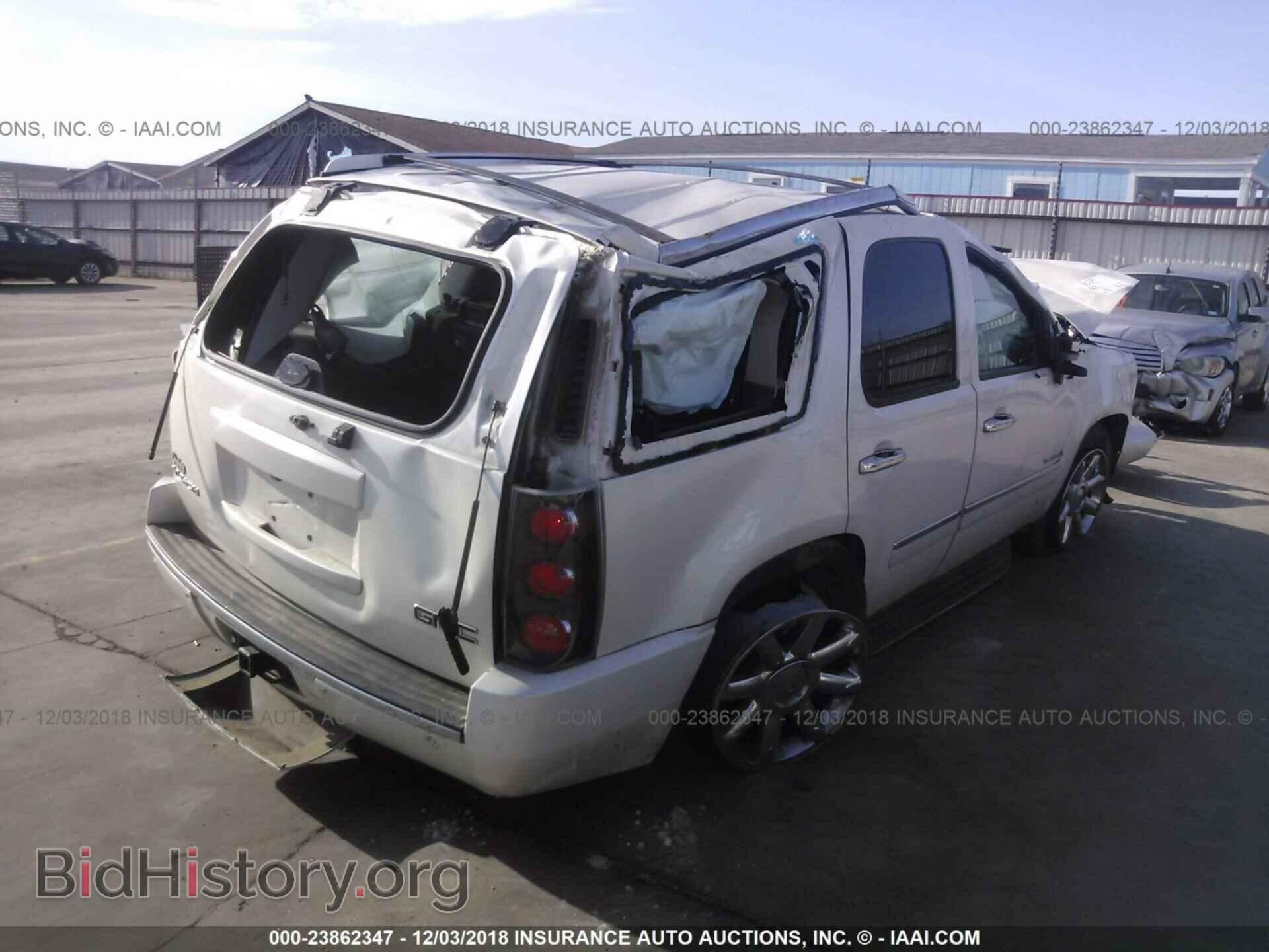 2013 GMC YUKON - VIN: 1GKS1EEF9DR313120 - Фото 4