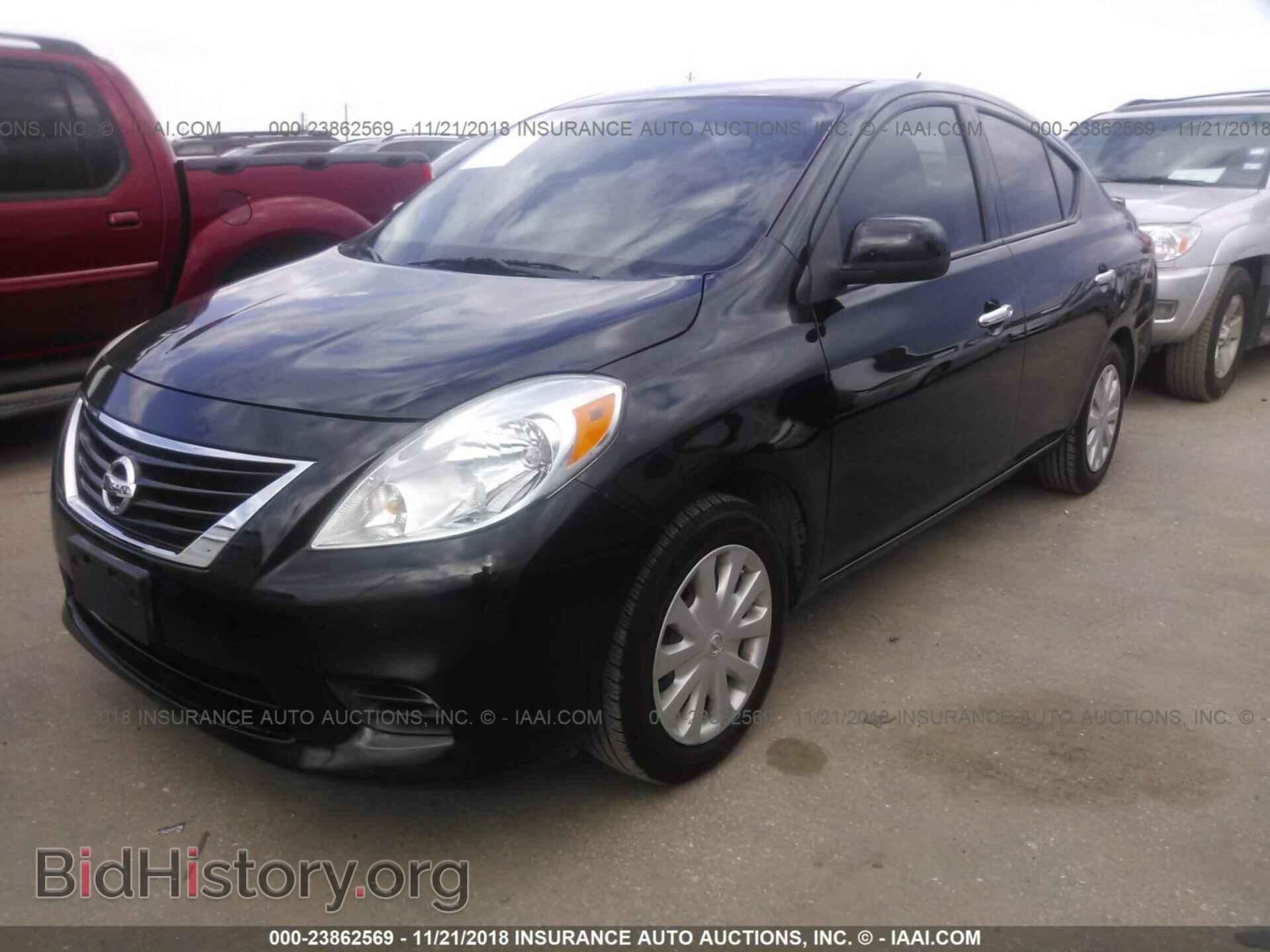 2014 Nissan Versa - VIN: 3N1CN7AP1EL870551 - Фото 2