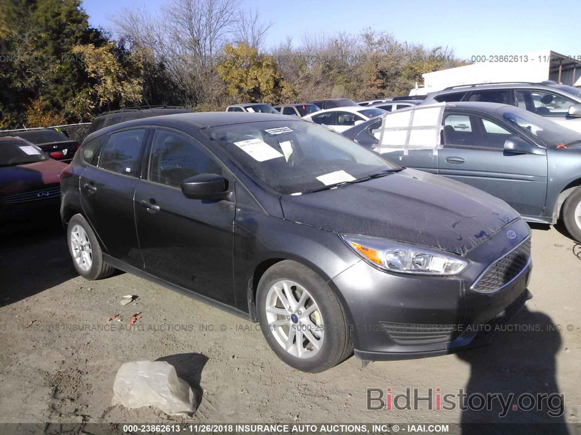 Photo 1FADP3K2XJL218353 - Ford Focus 2018