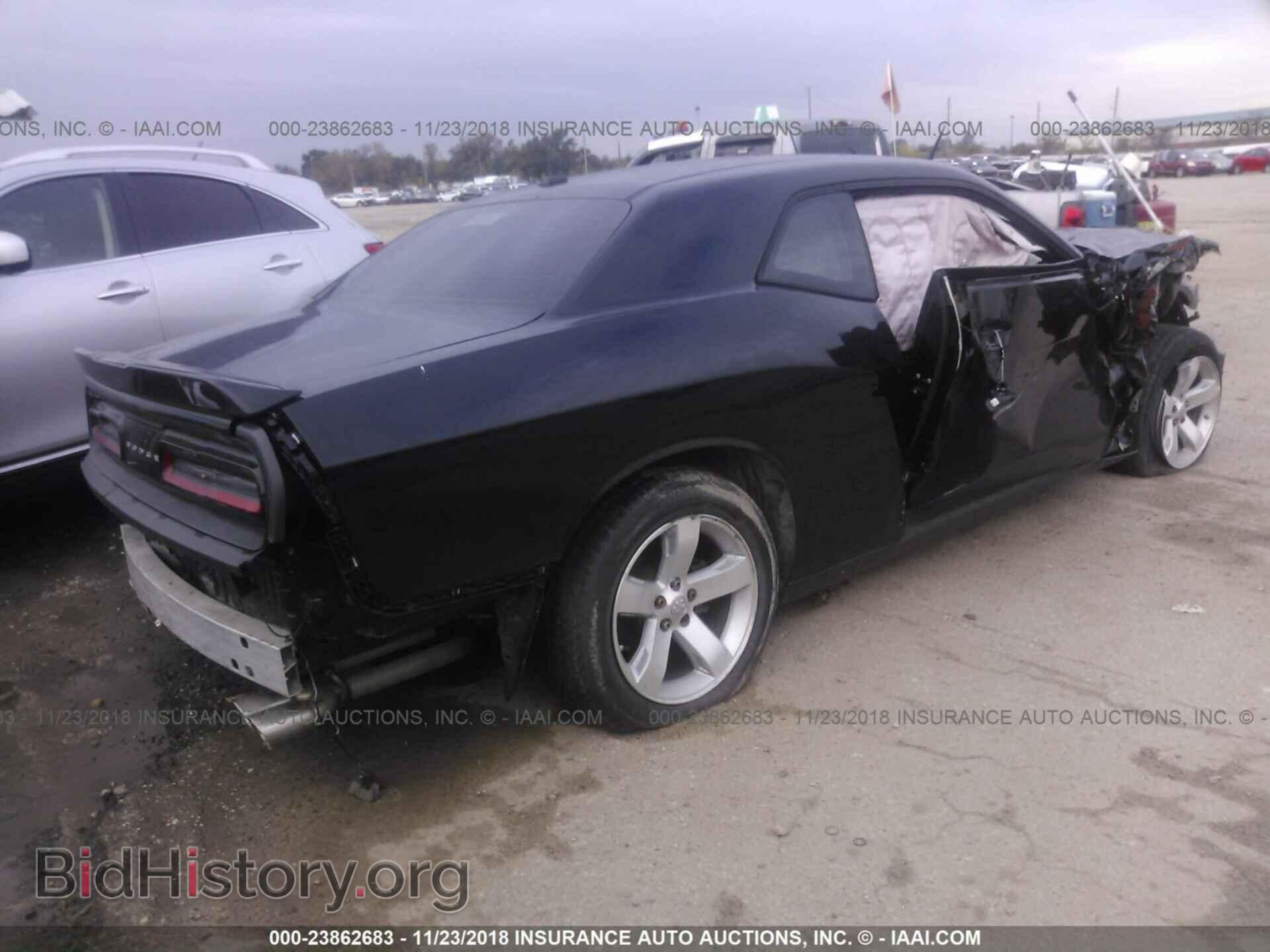 2015 Dodge Challenger - VIN: 2C3CDZAG1FH822056 - Photo 4